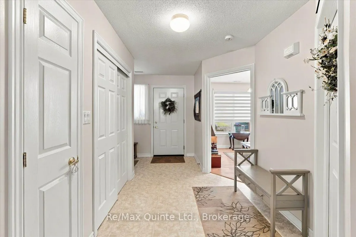 15 Aldersgate Drive #14