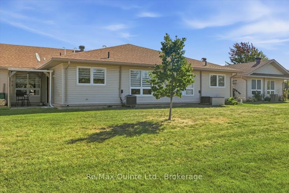 15 Aldersgate Drive #14