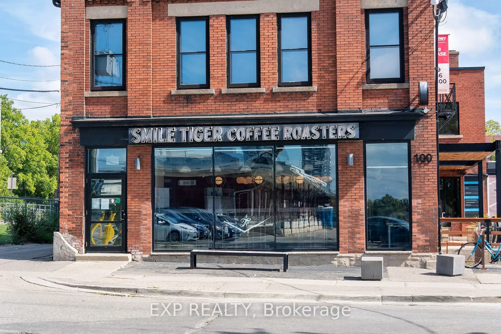 115 Victoria Street N