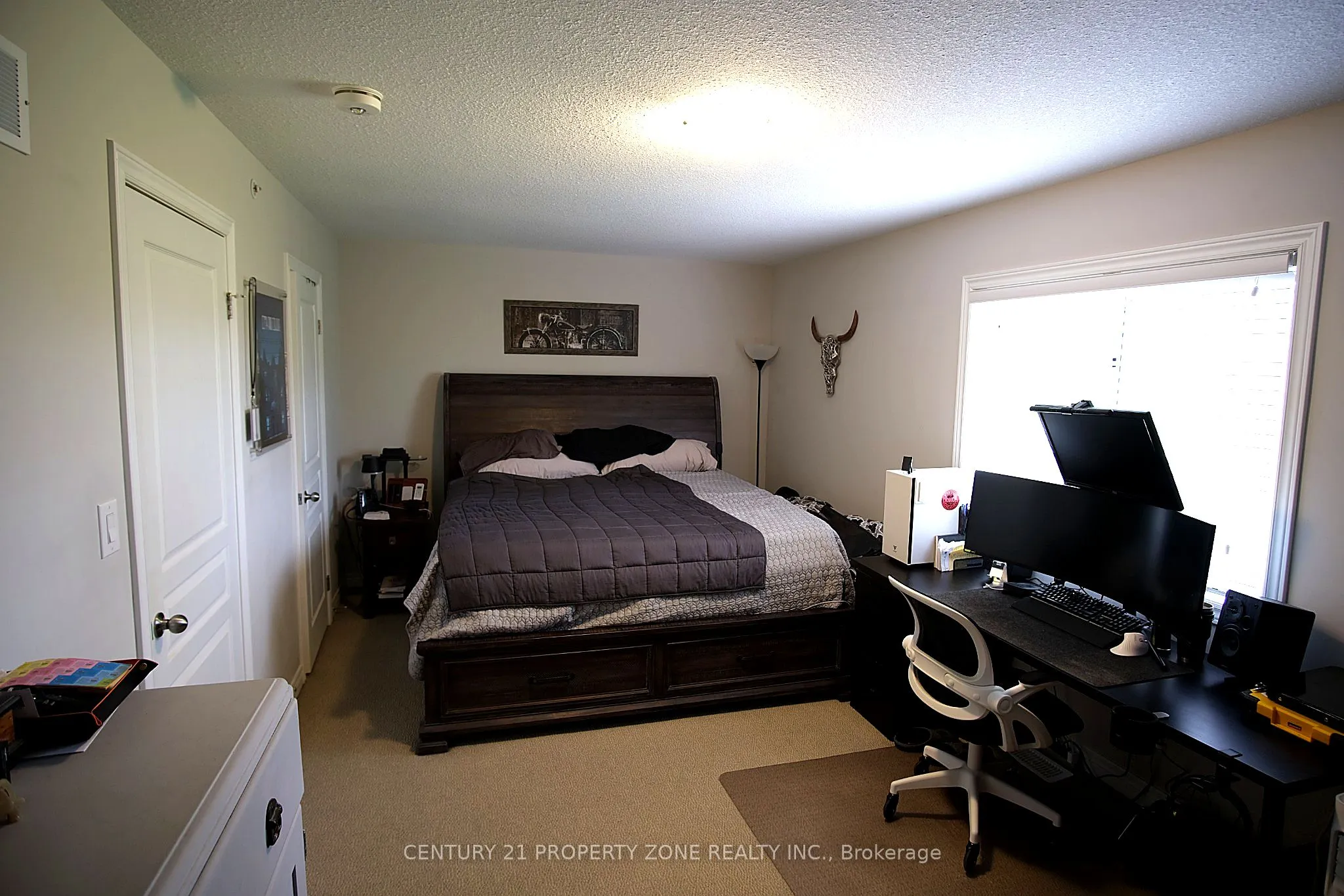 60 Canterbury Drive #12