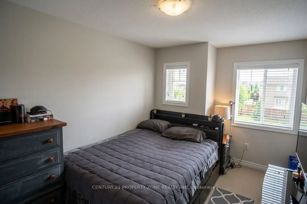 60 Canterbury Drive #12