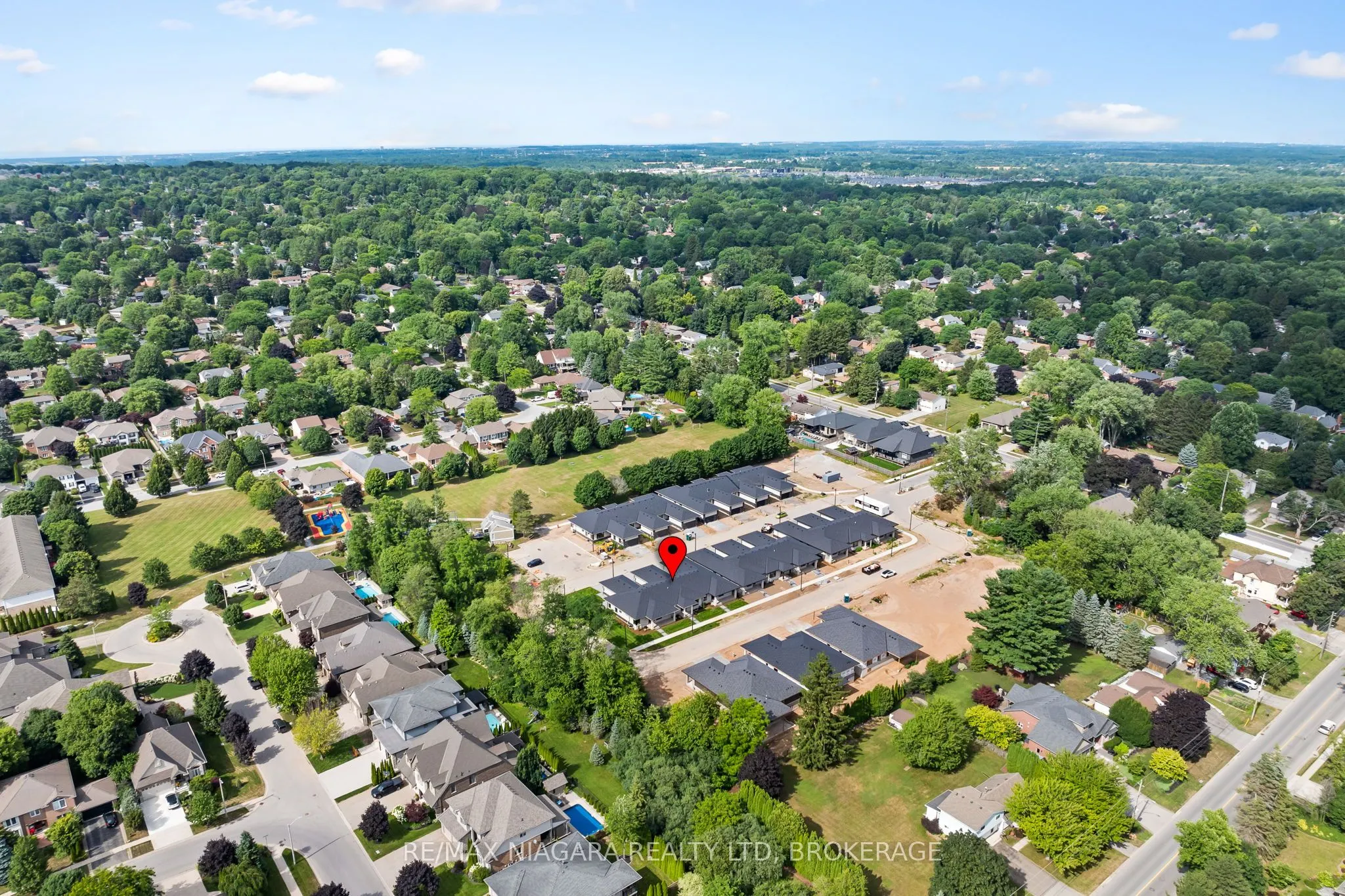 16 Accursi Crescent