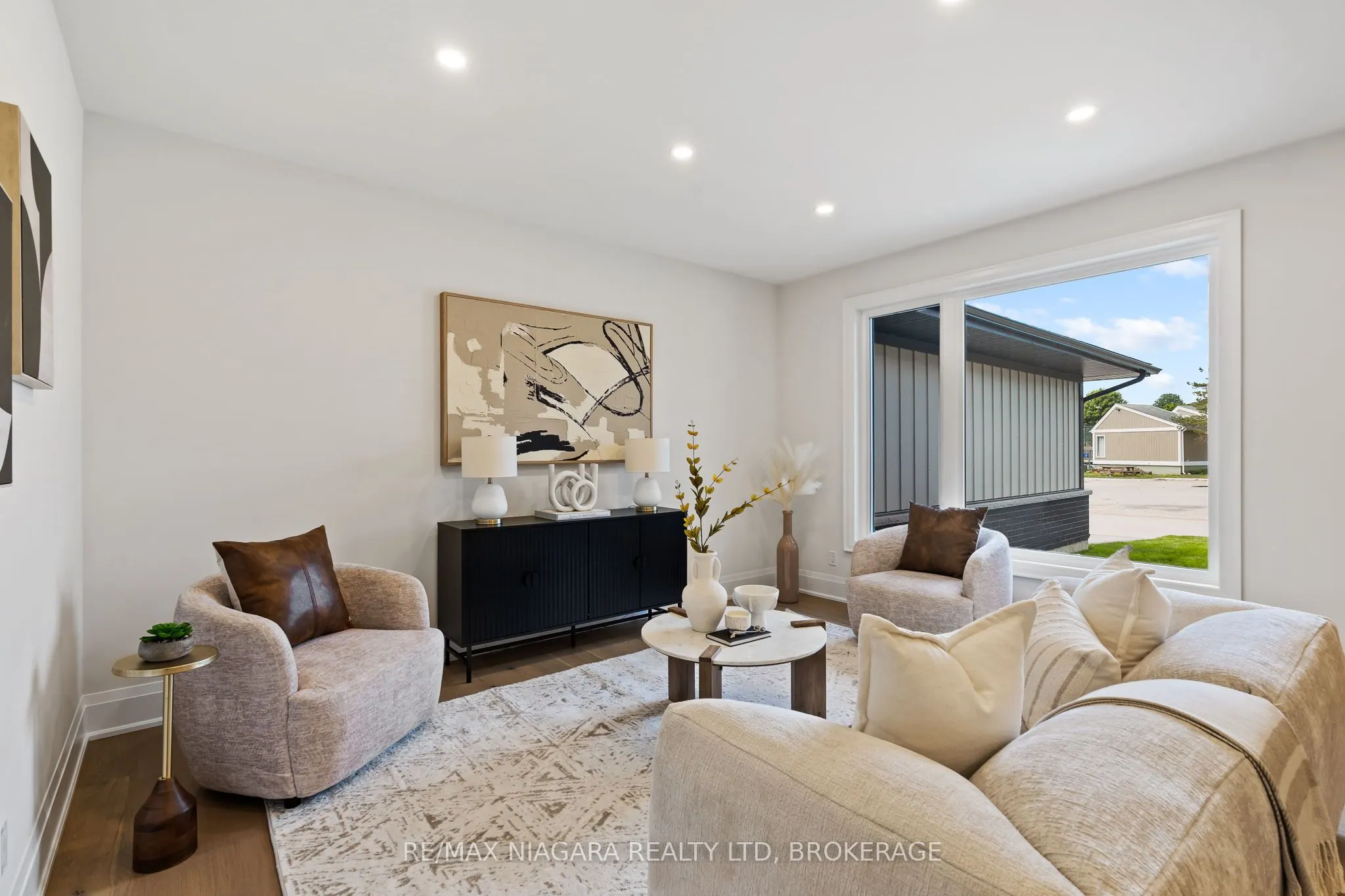 16 Accursi Crescent