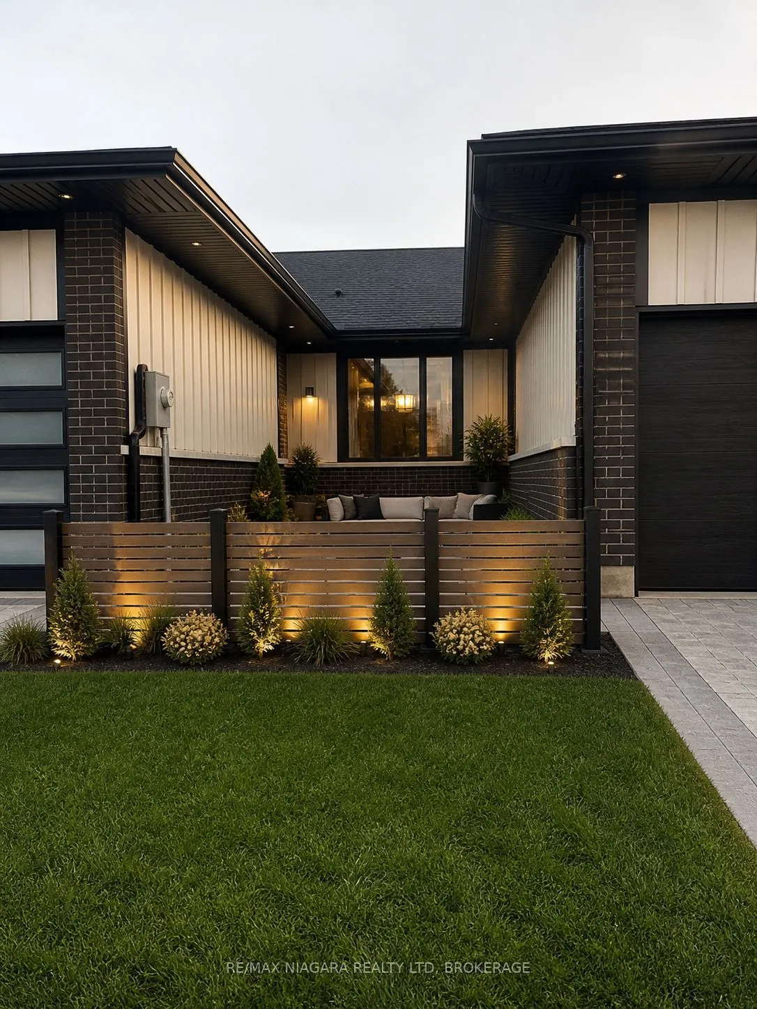 16 Accursi Crescent