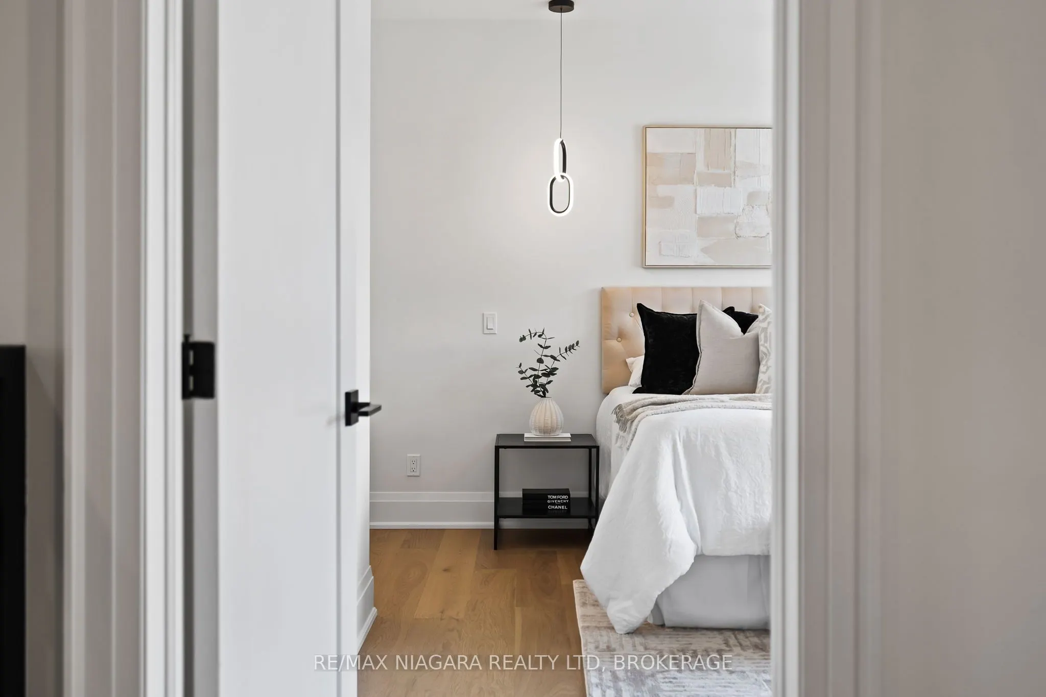 16 Accursi Crescent