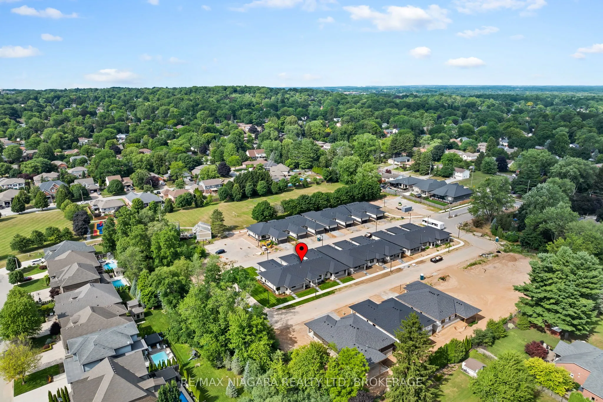 16 Accursi Crescent