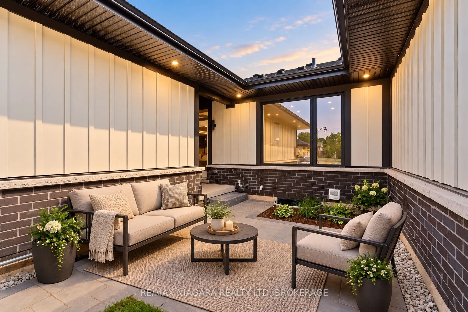 16 Accursi Crescent