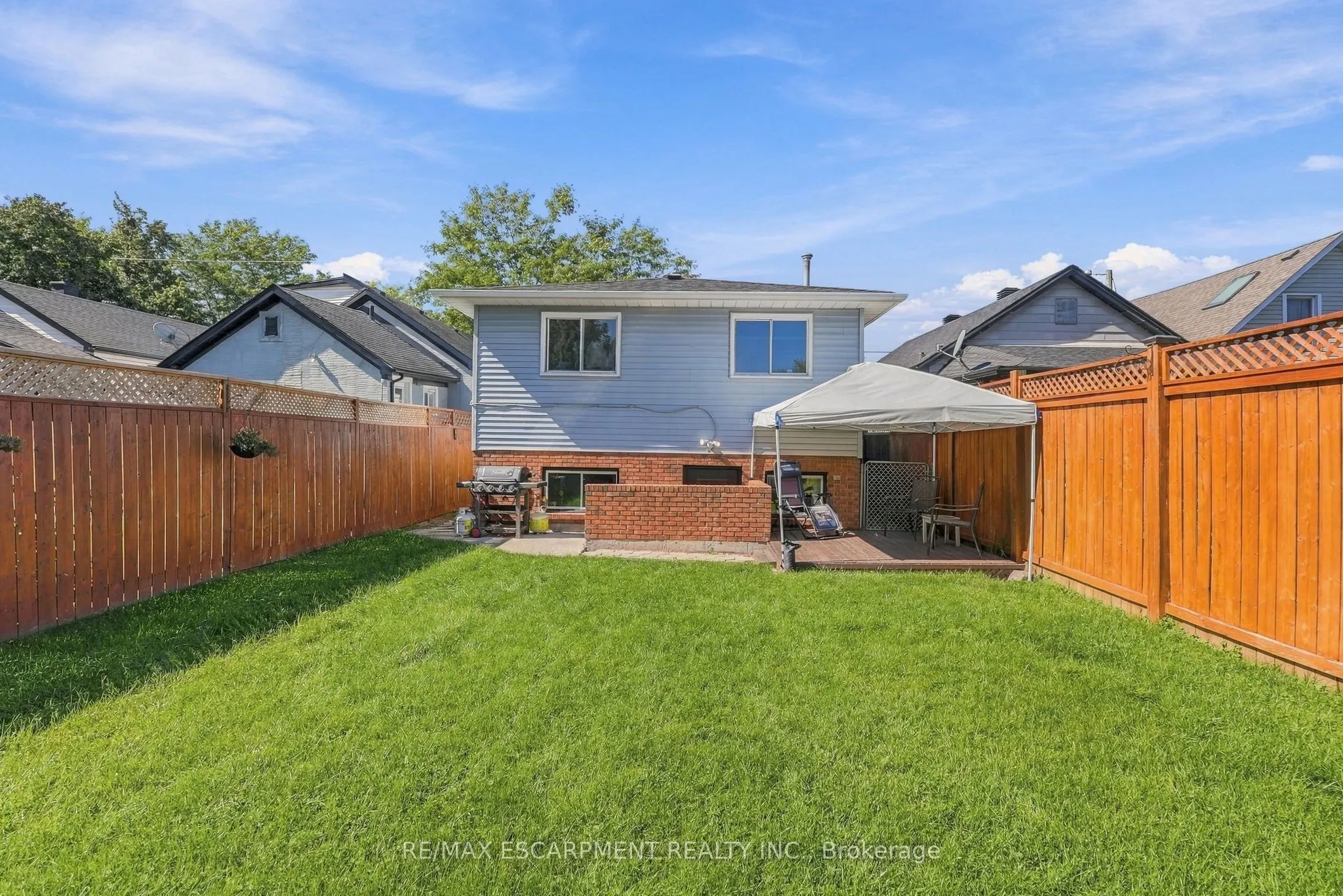 34 Grantham Avenue S