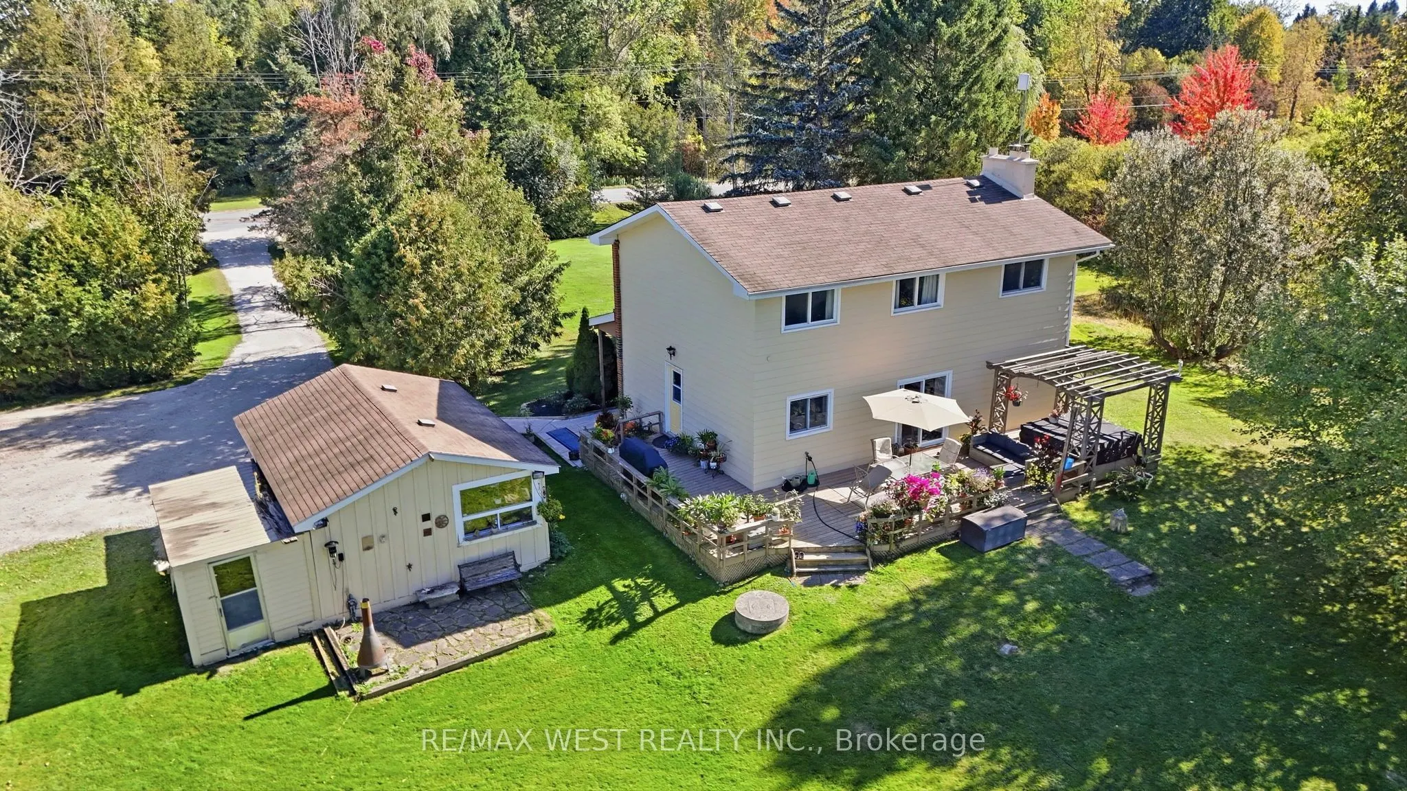 9244 Halton Erin Townline