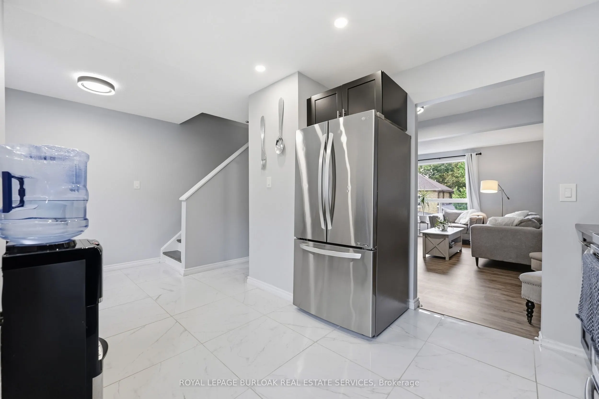 22 Bond Street N #D