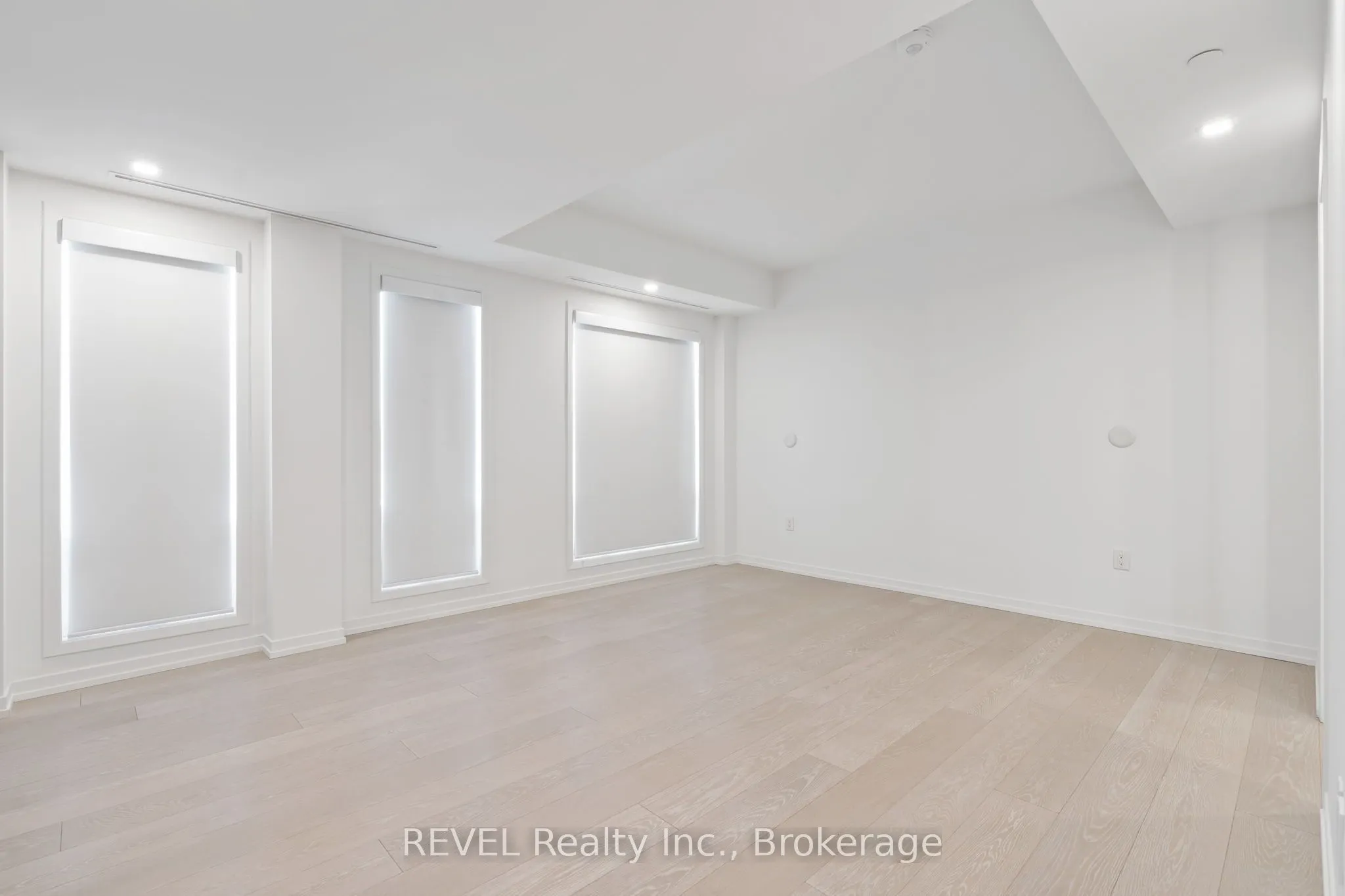 10 Dalhousie Avenue N #402