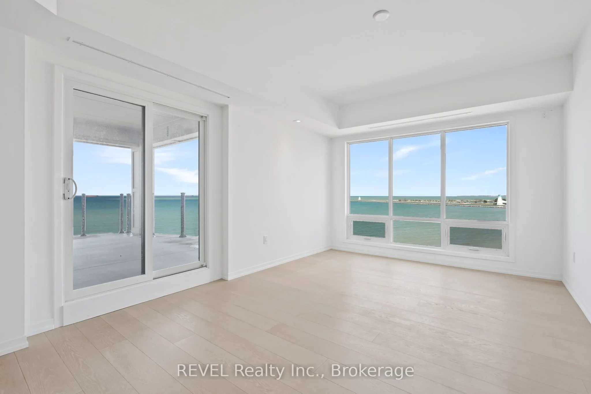 10 Dalhousie Avenue N #402