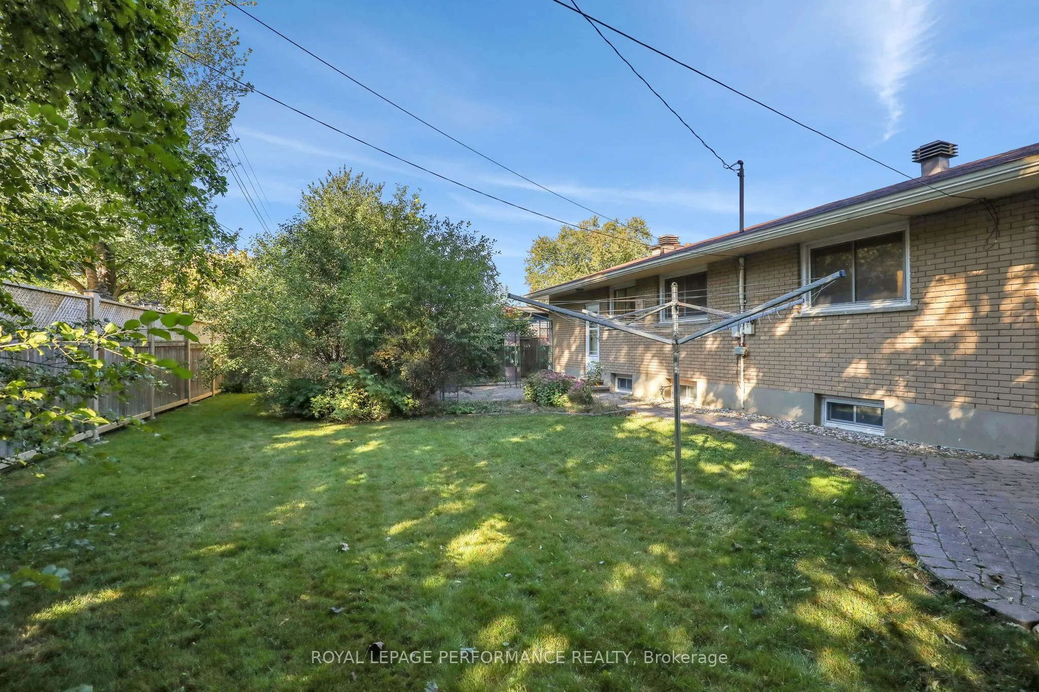 25 Thorncliff Place