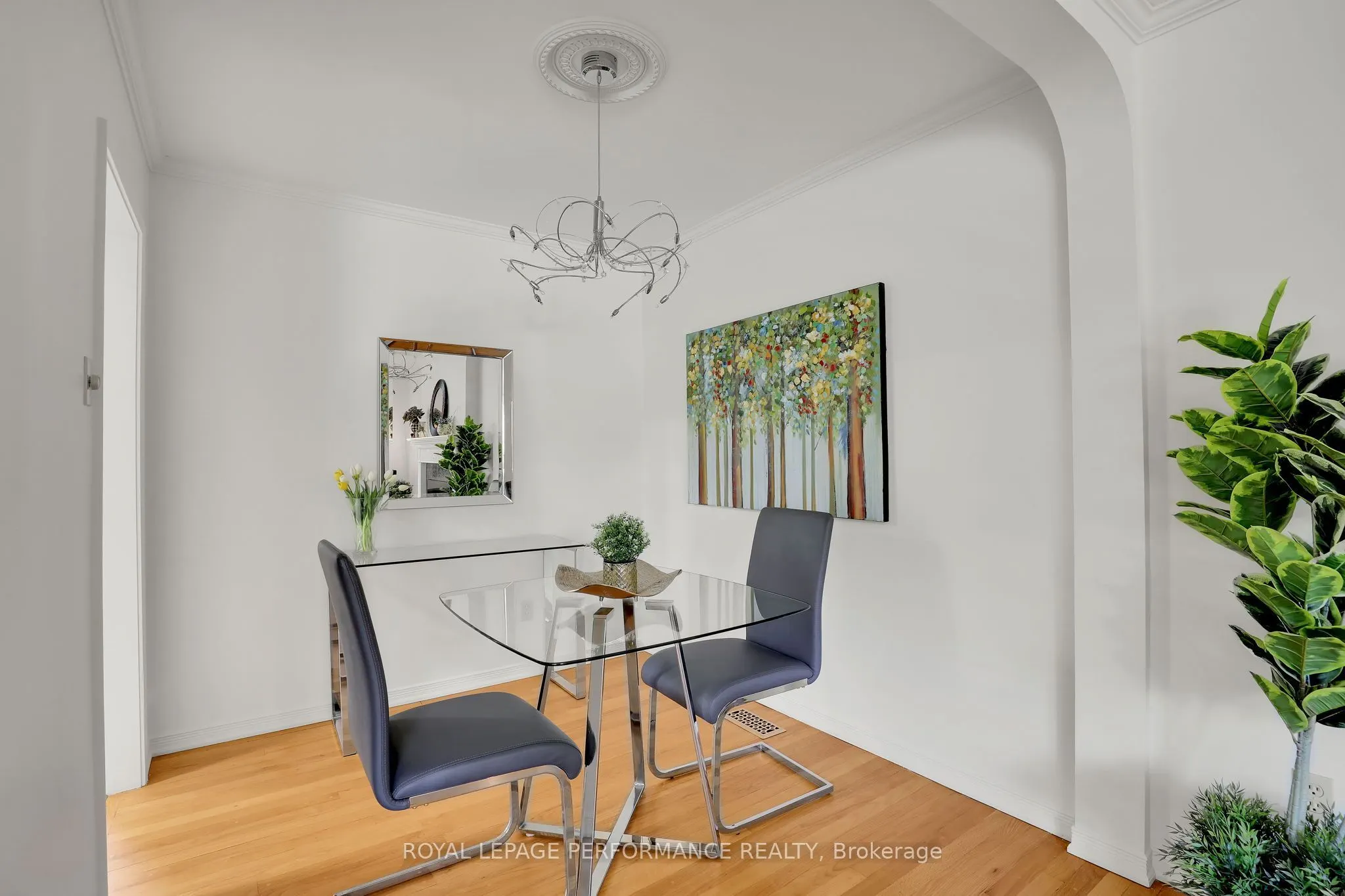 25 Thorncliff Place