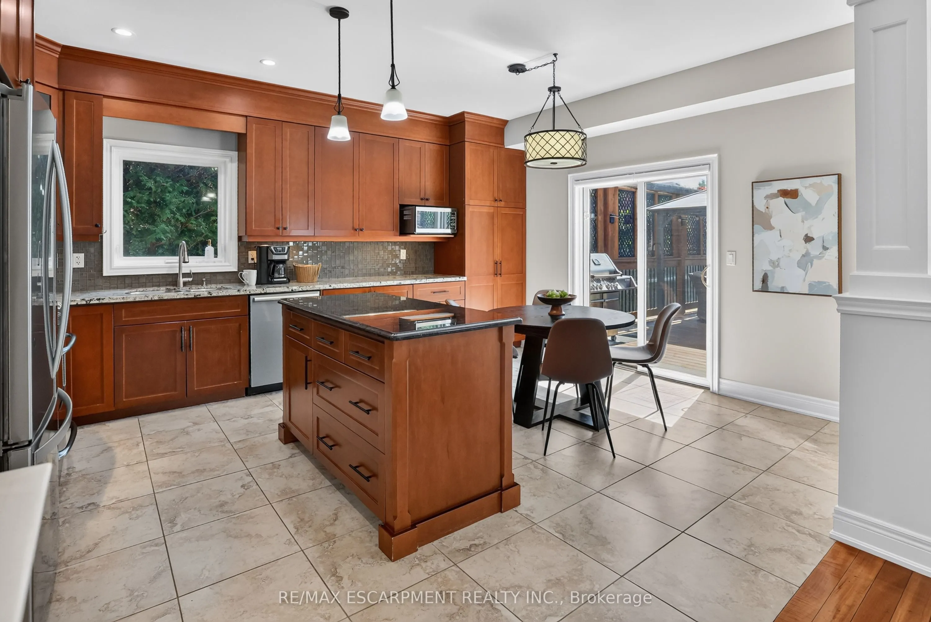4852 Northgate Crescent