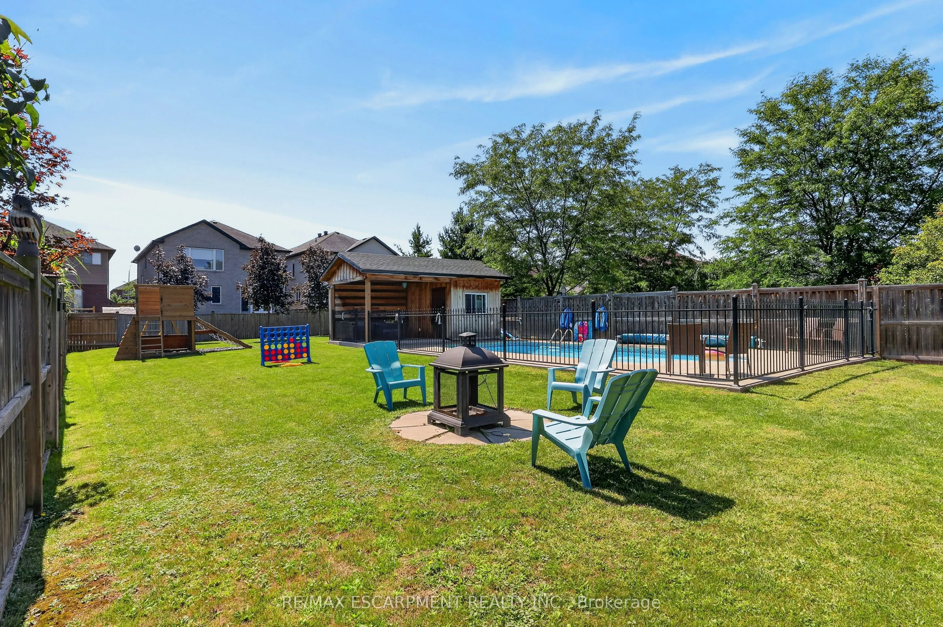 4852 Northgate Crescent