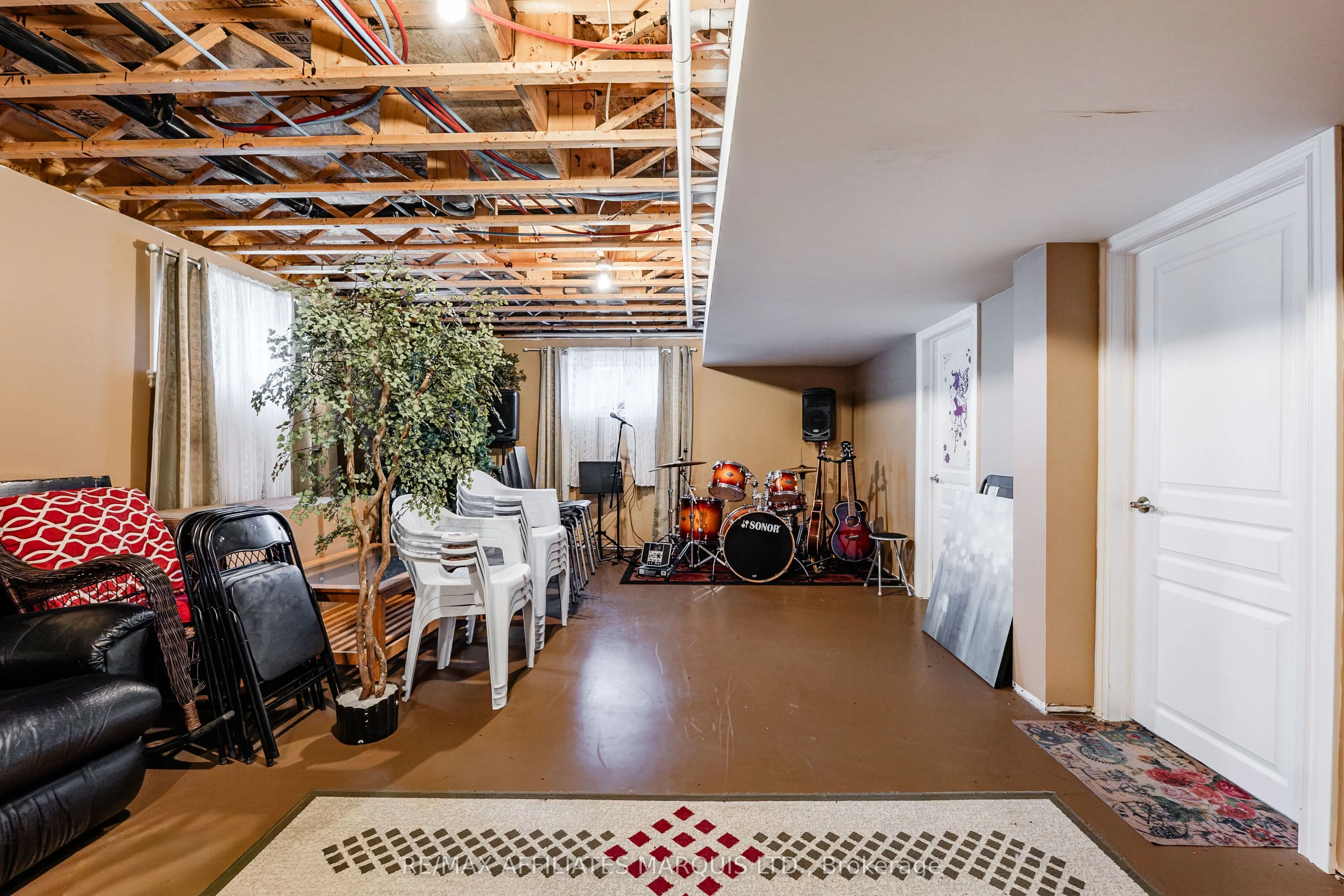 2448 Old Military Road