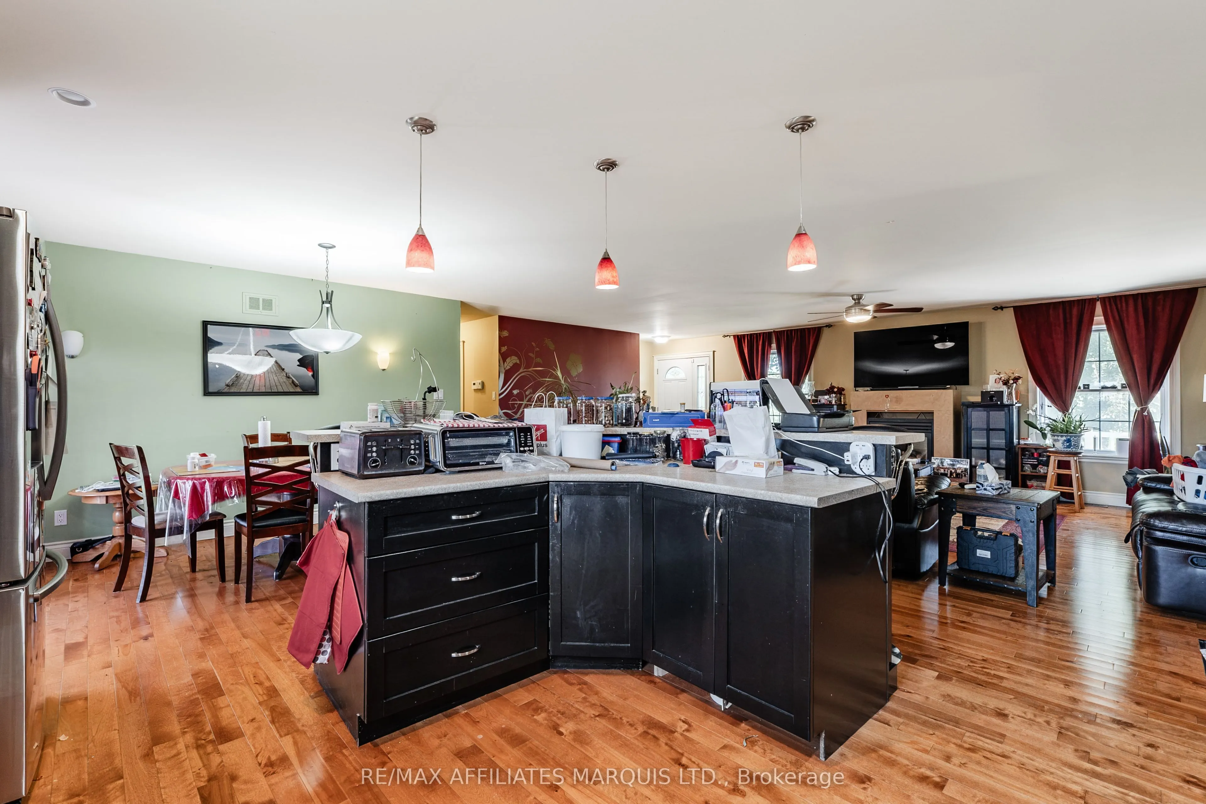 2448 Old Military Road