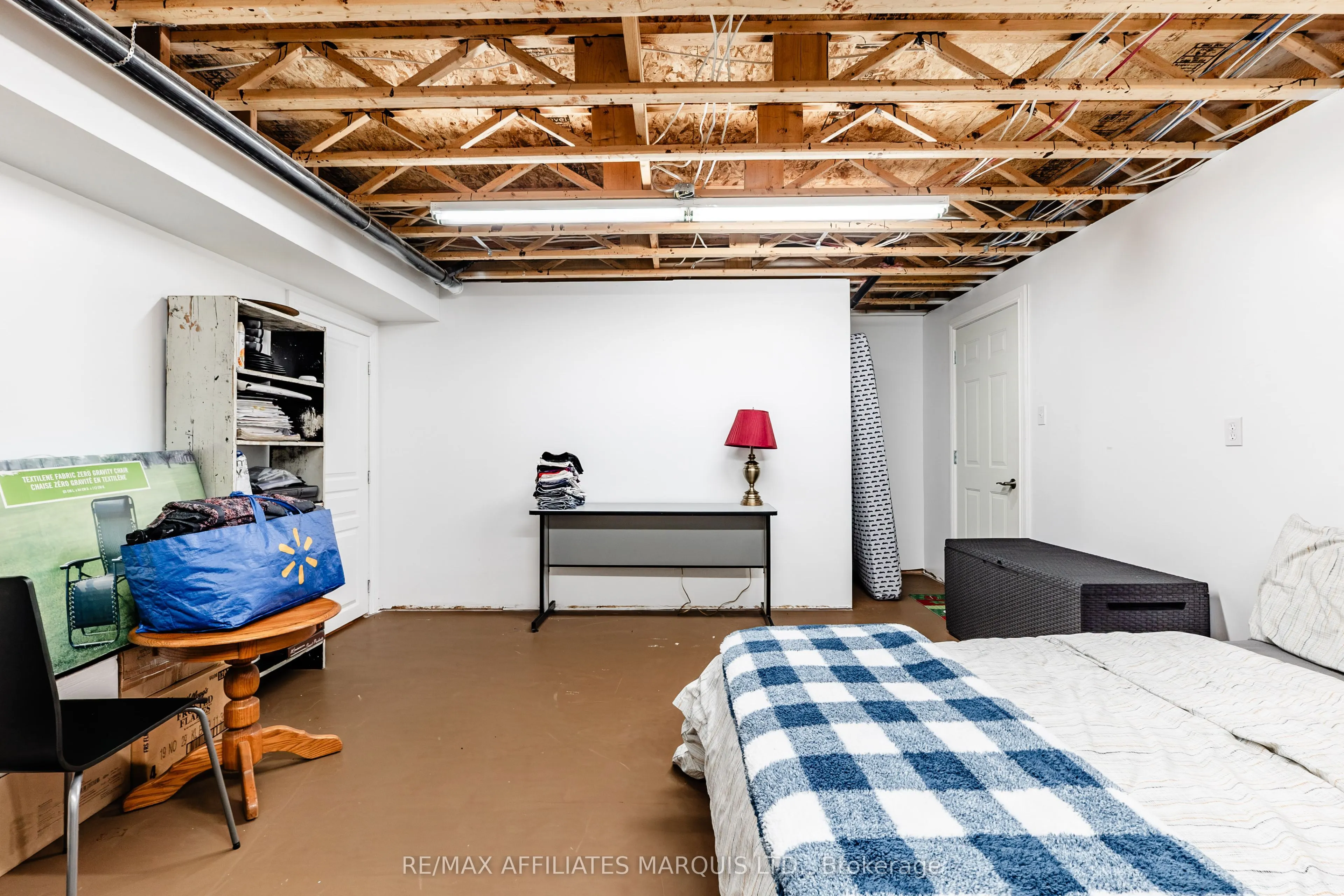 2448 Old Military Road