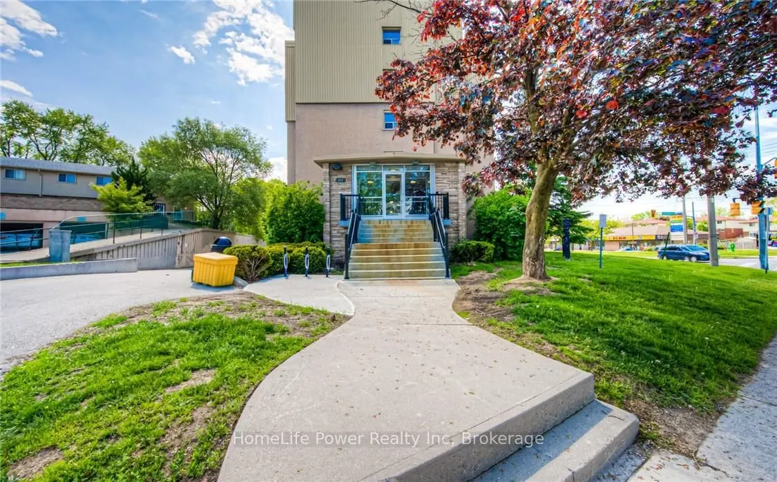 283 Fairway Rd Road N #501