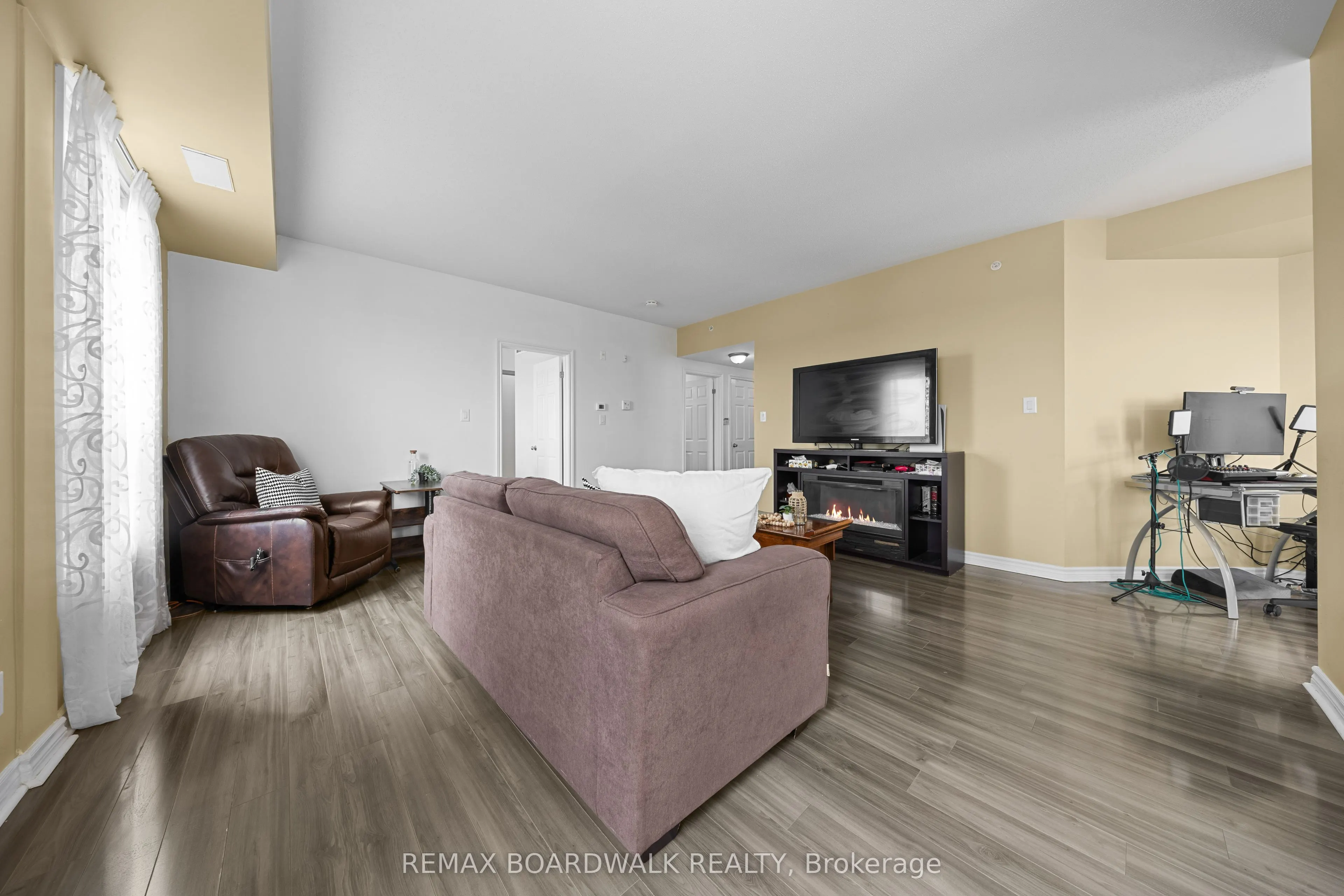 760 Chapman Mills Drive #302