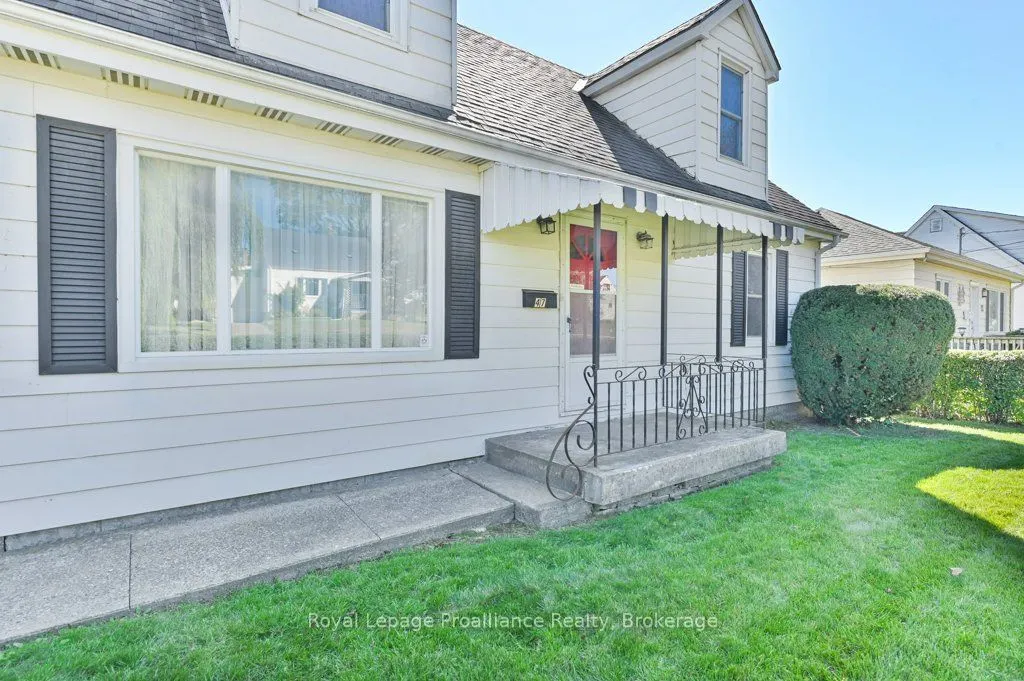 47 Bay Drive