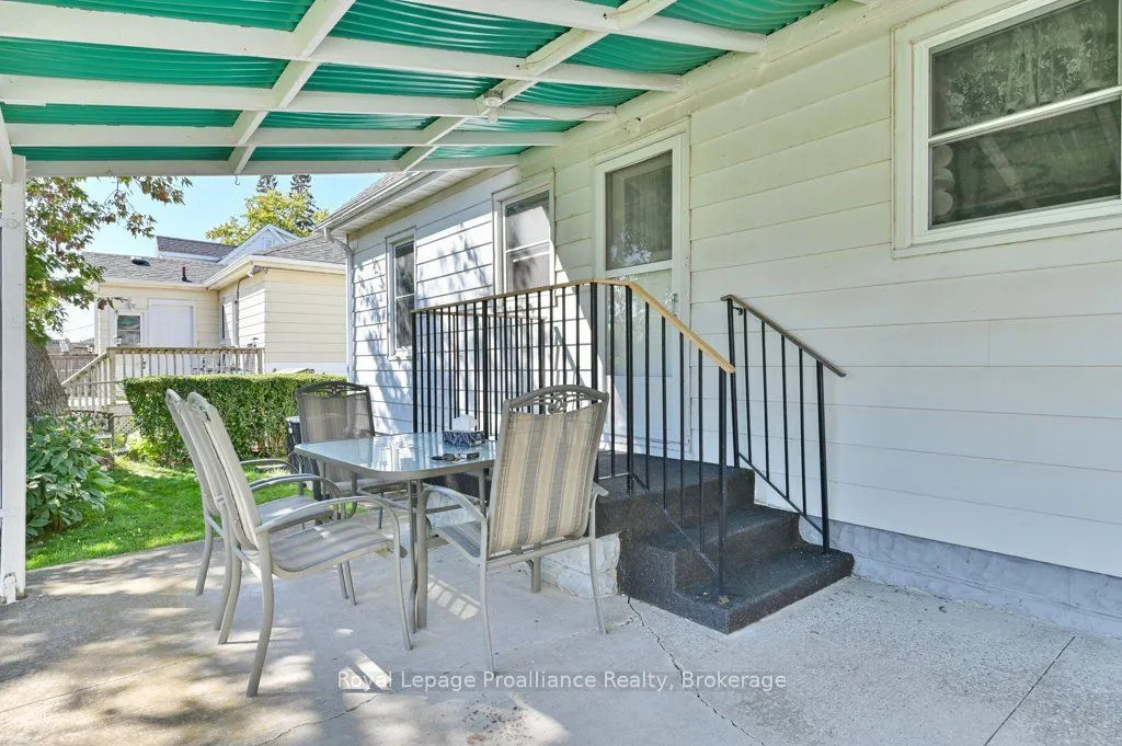 47 Bay Drive