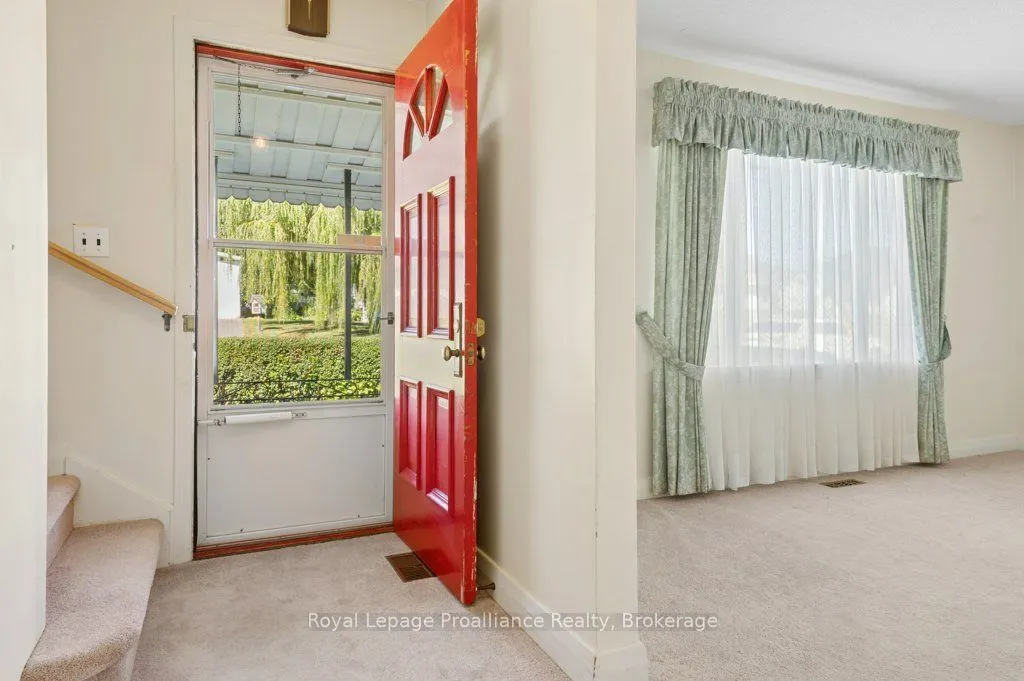 47 Bay Drive