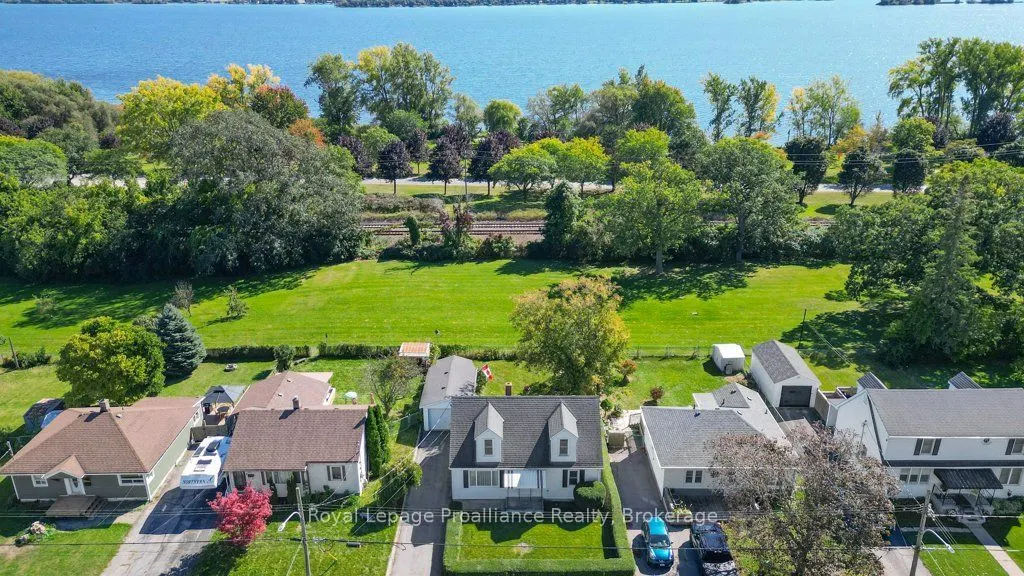 47 Bay Drive