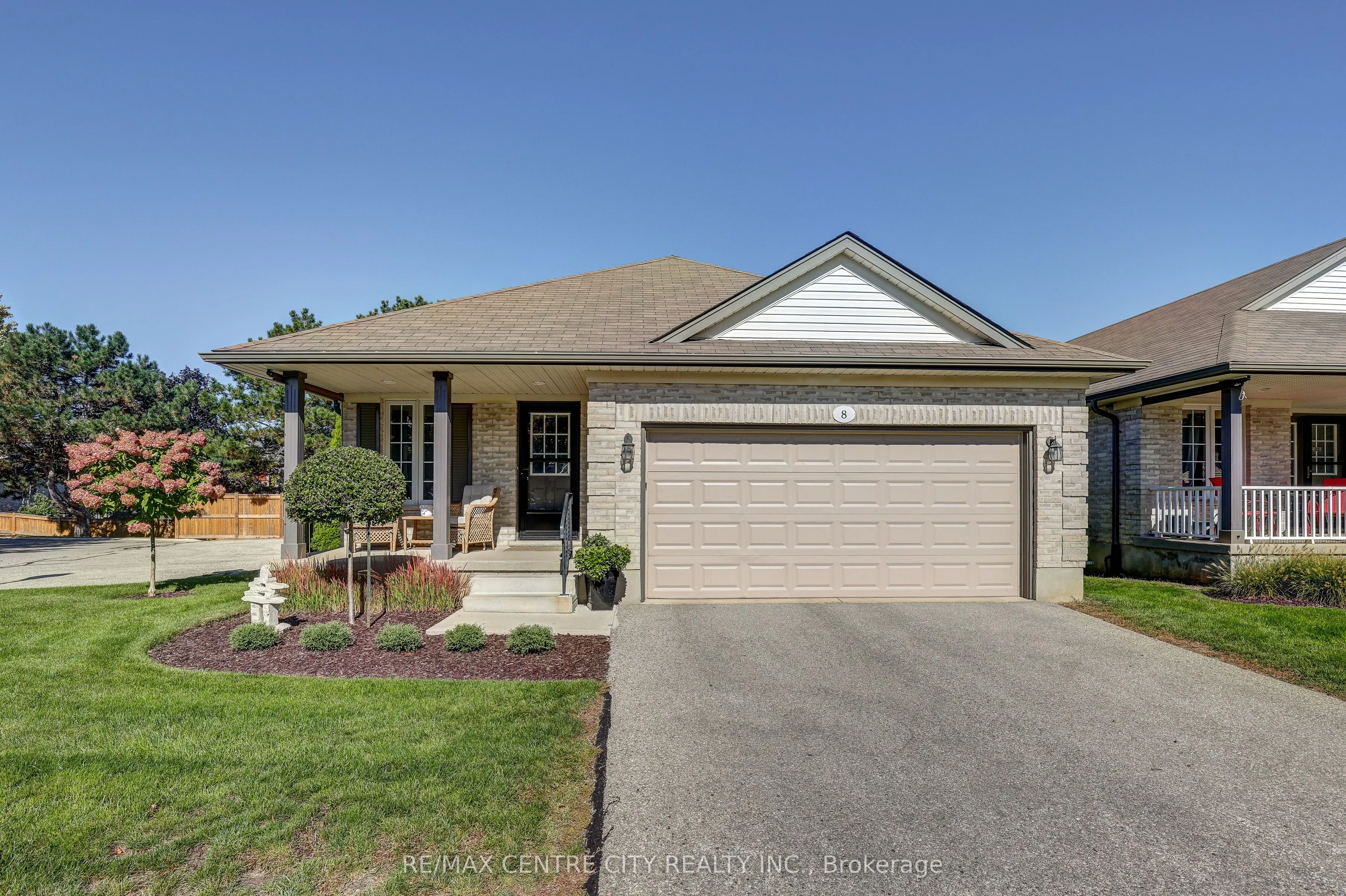 20 Windemere Place #8