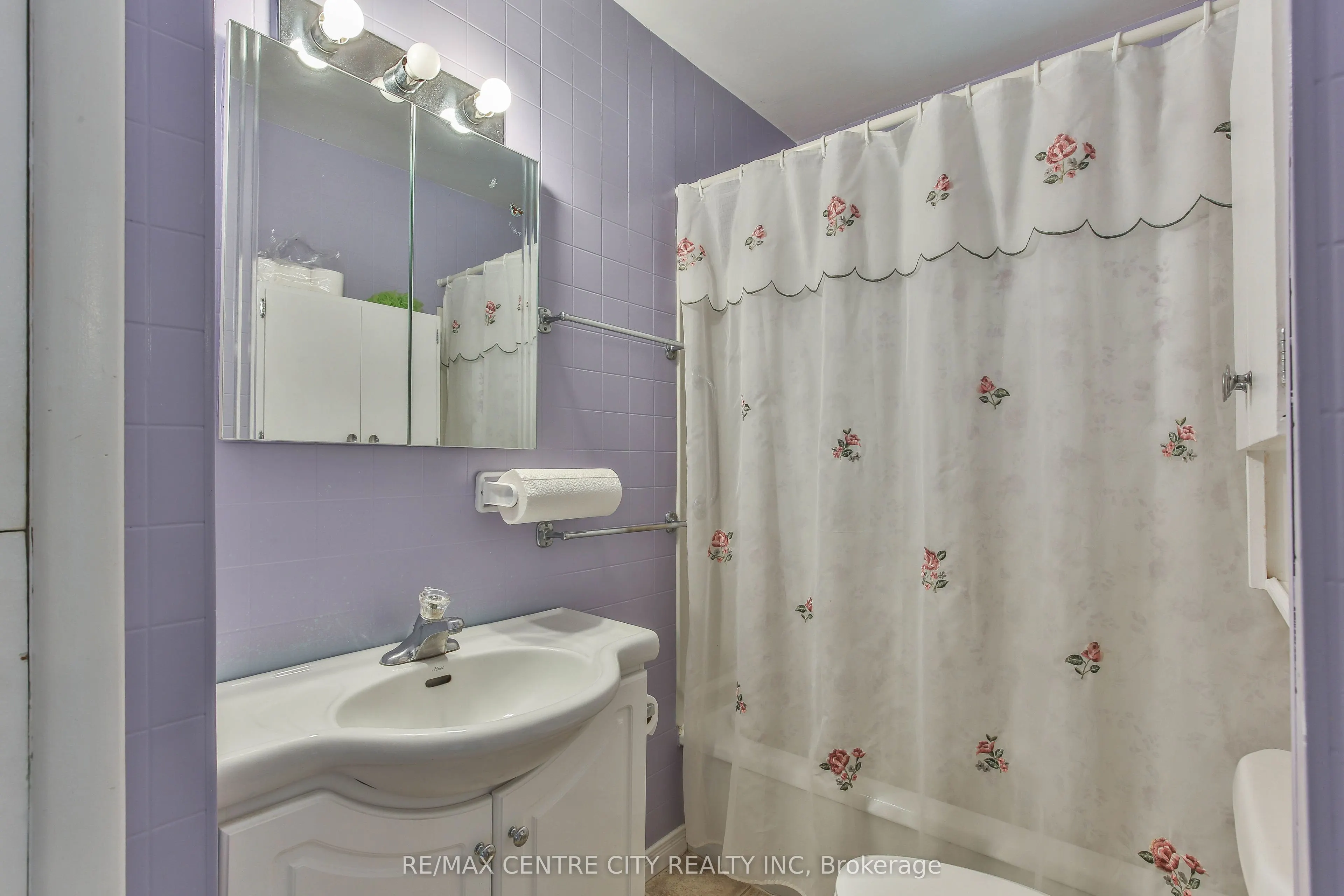 10 Concession Street E