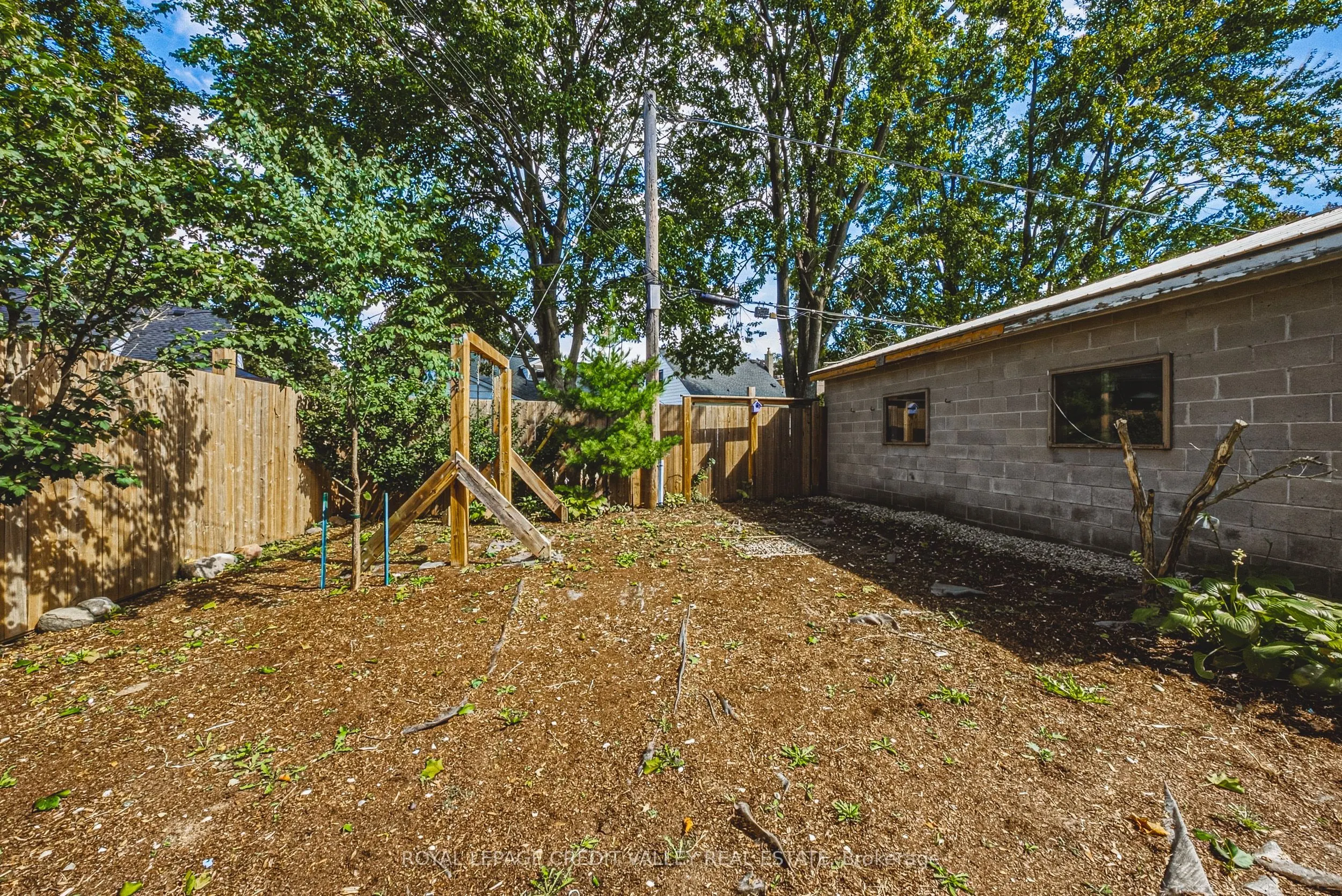 12 Stevenson Avenue