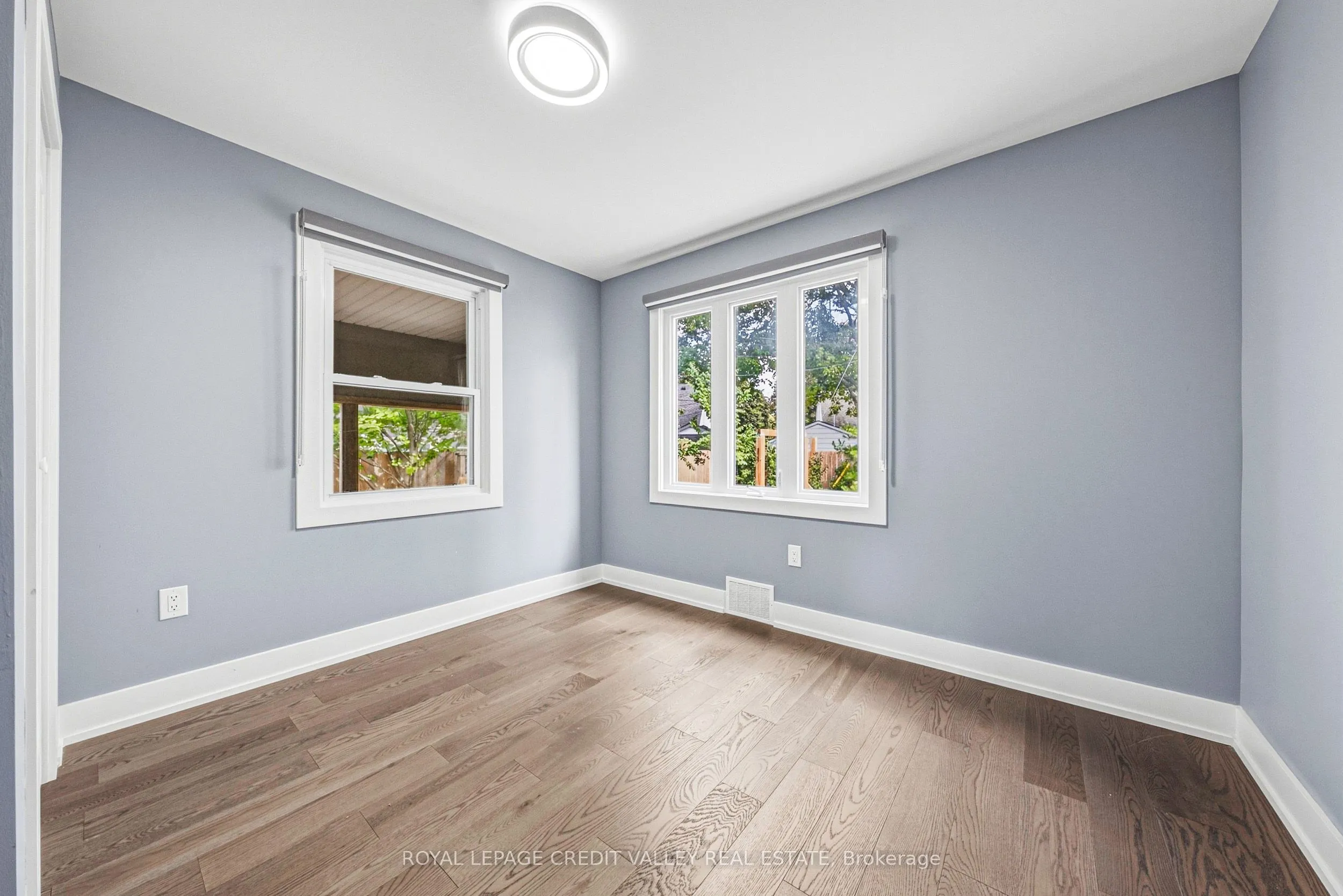 12 Stevenson Avenue