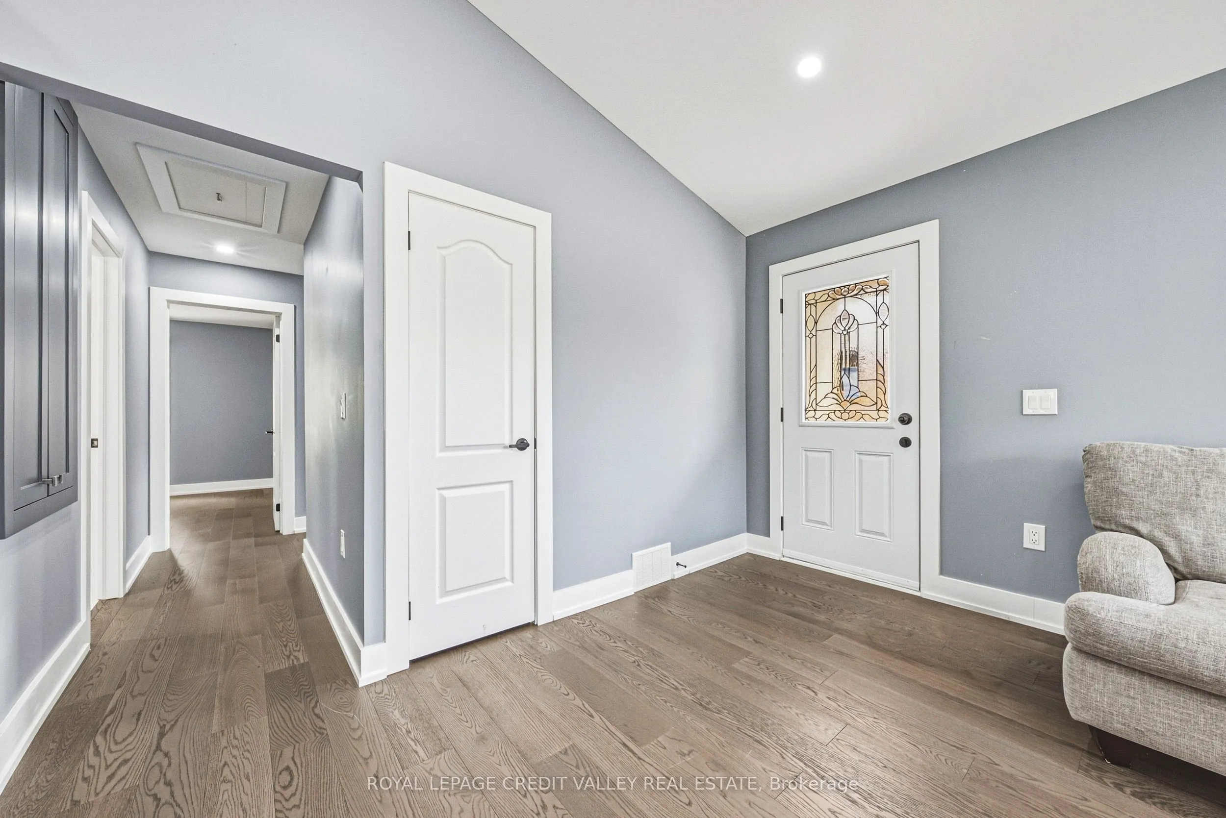 12 Stevenson Avenue