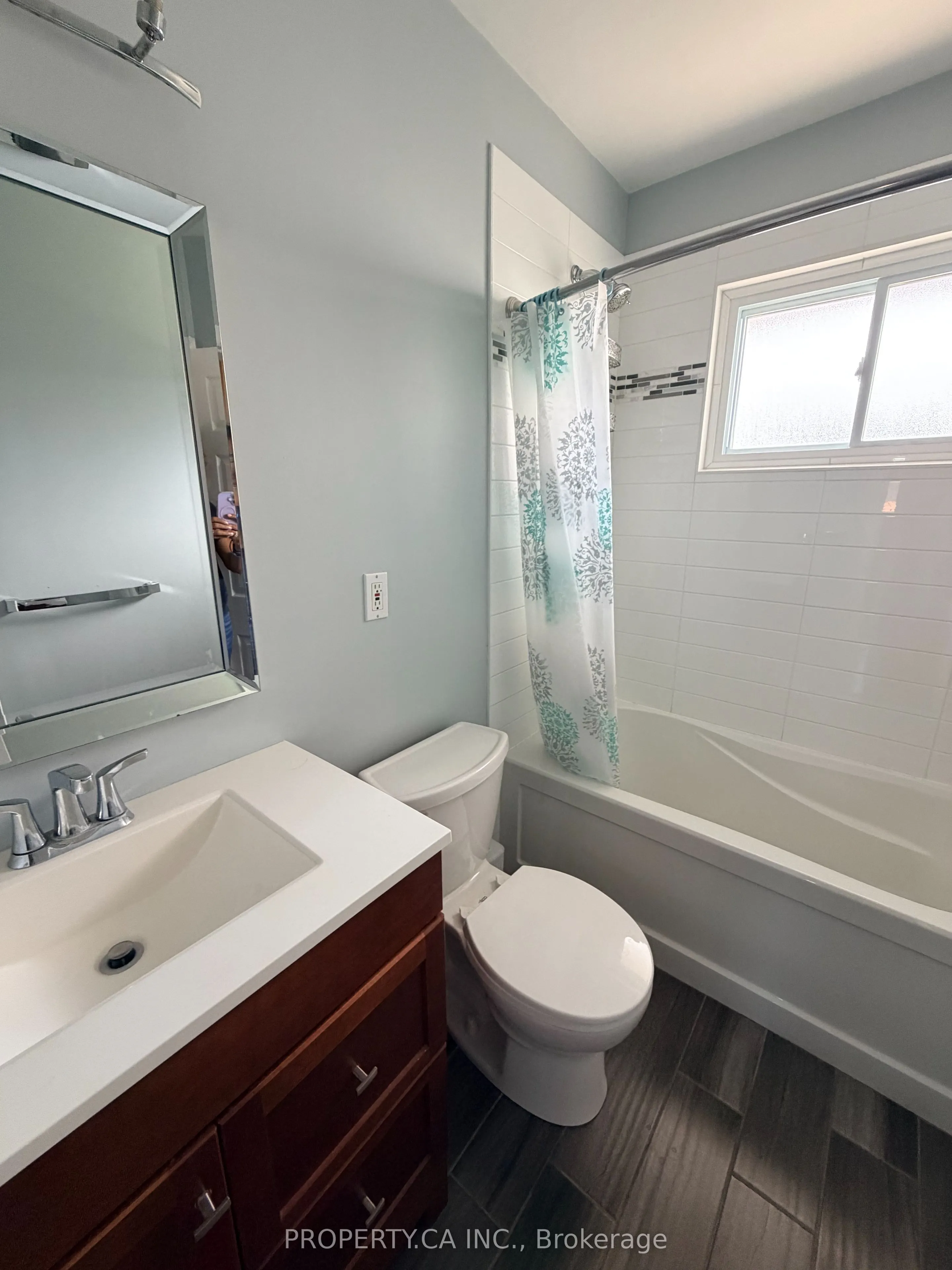 21 Nelles Avenue