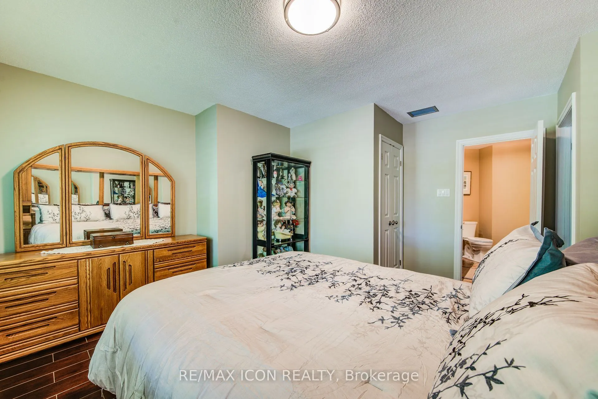 45 Blue Springs Drive #32