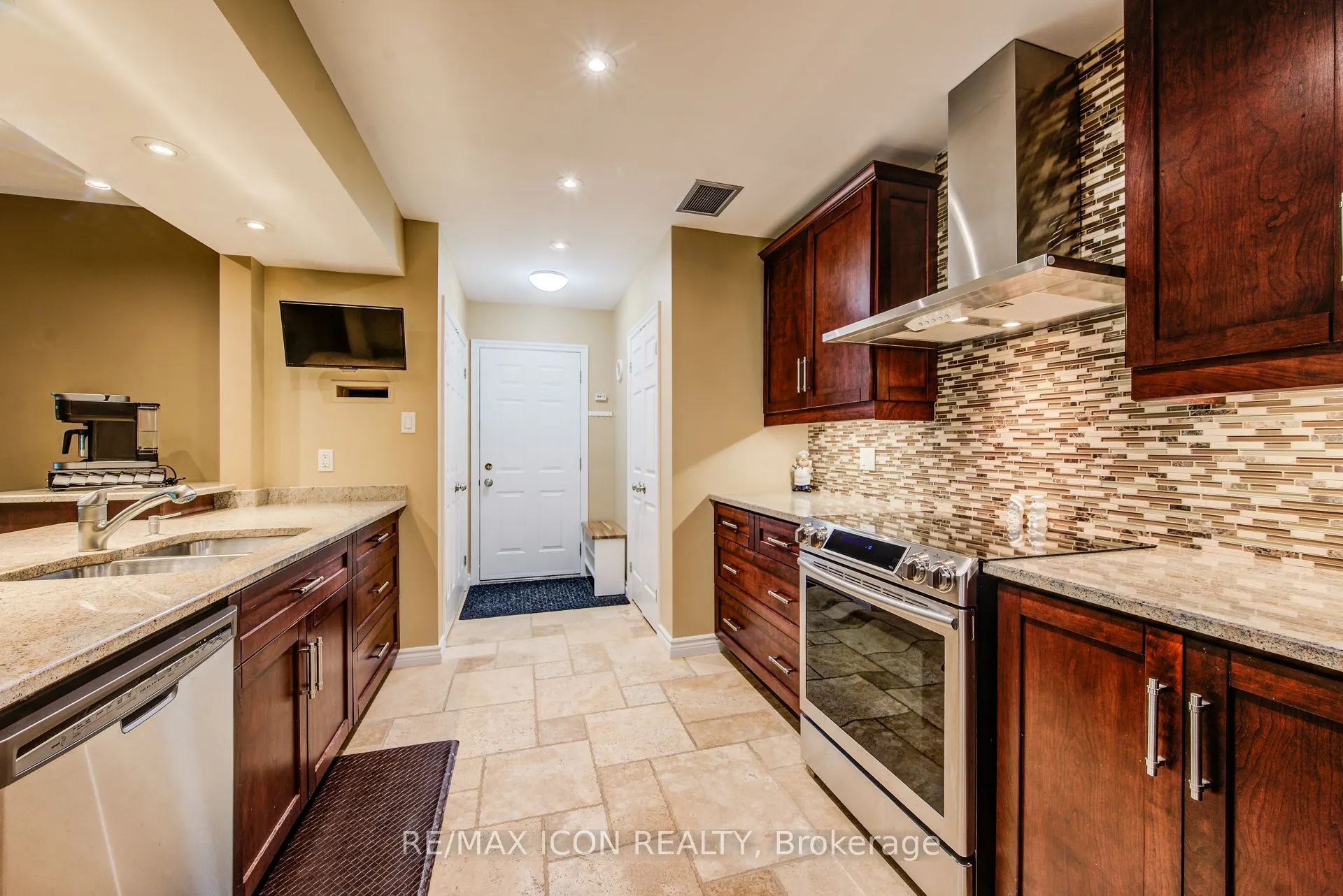 45 Blue Springs Drive #32