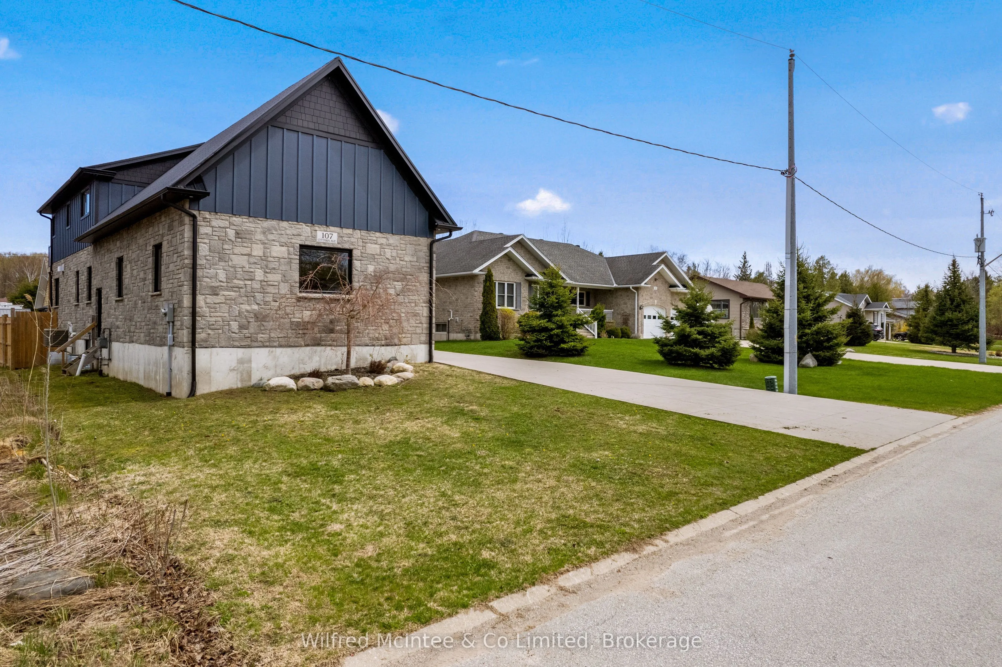107 Ottawa Avenue