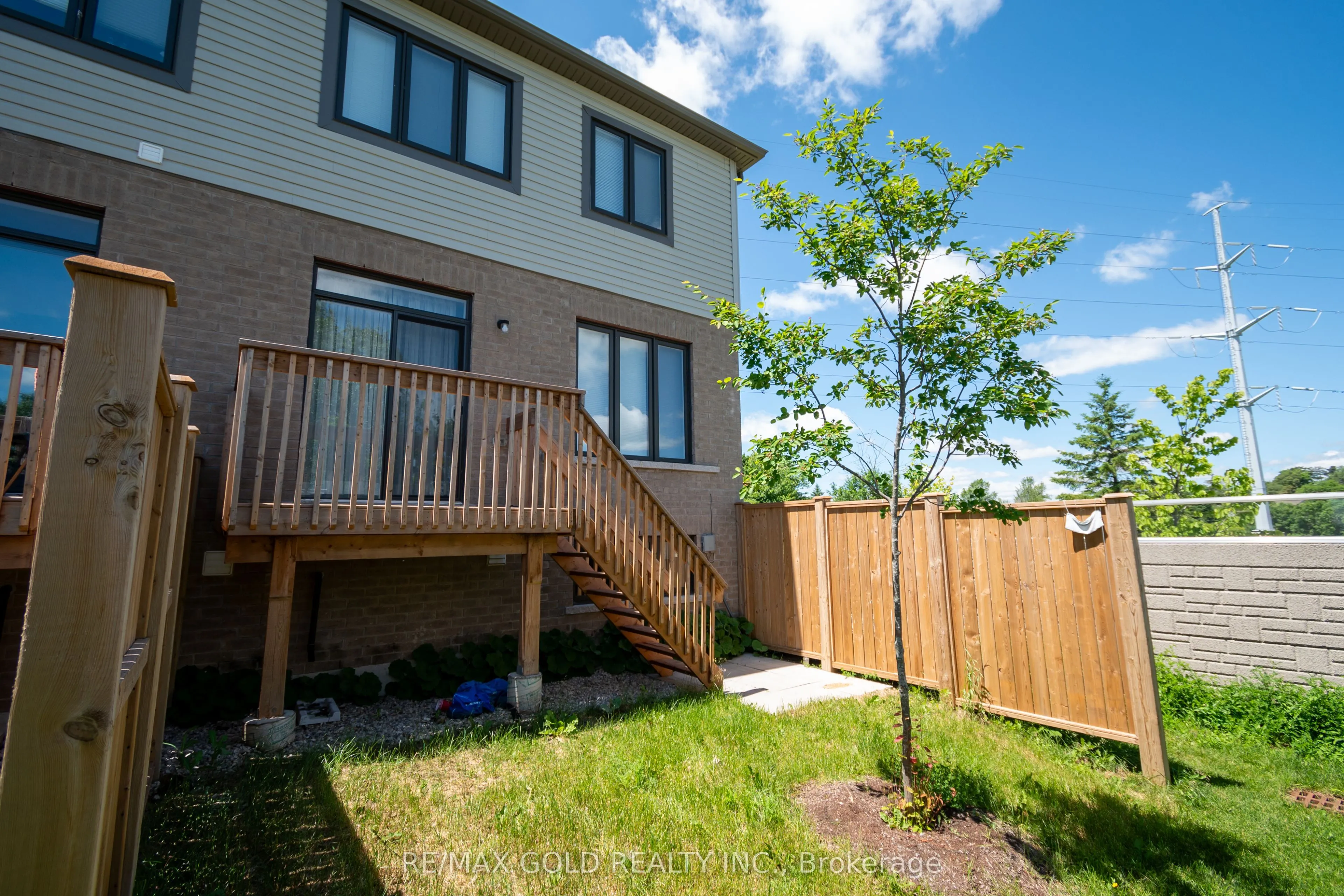 166 Deerpath Drive #1