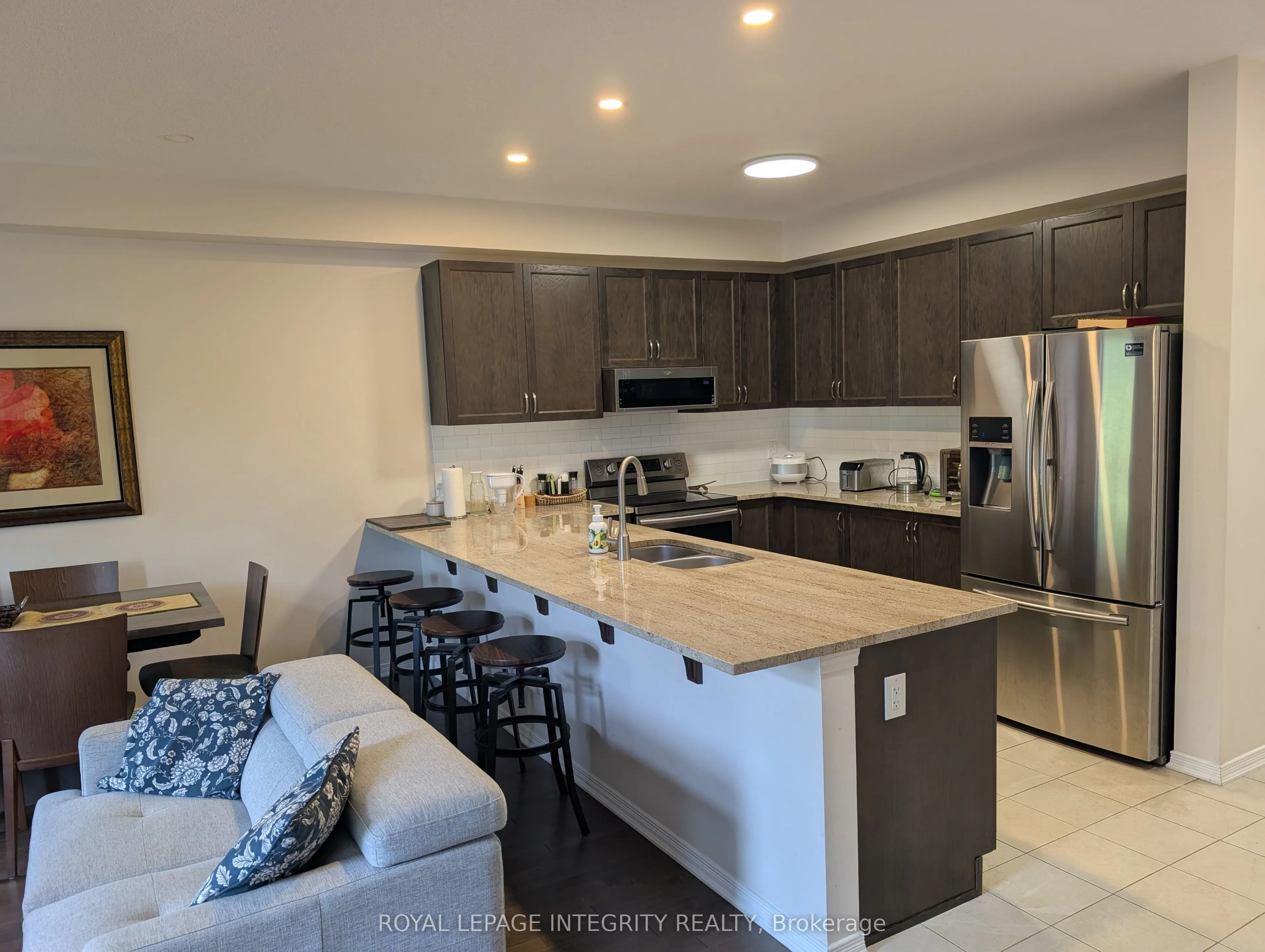 3230 Harvester Crescent