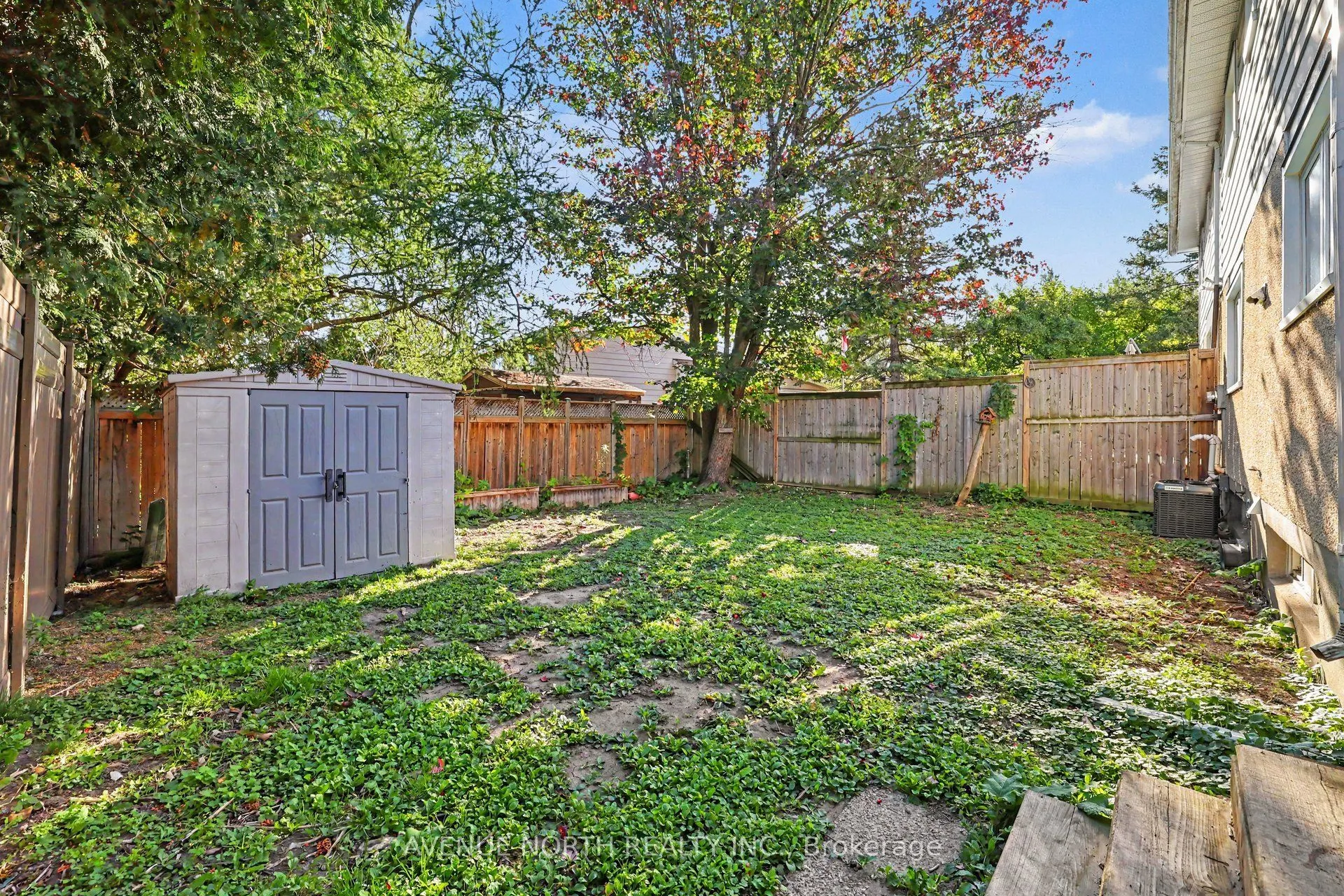 68 Downsview Crescent