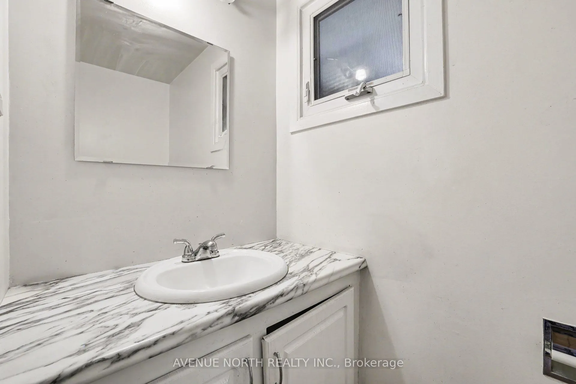 68 Downsview Crescent