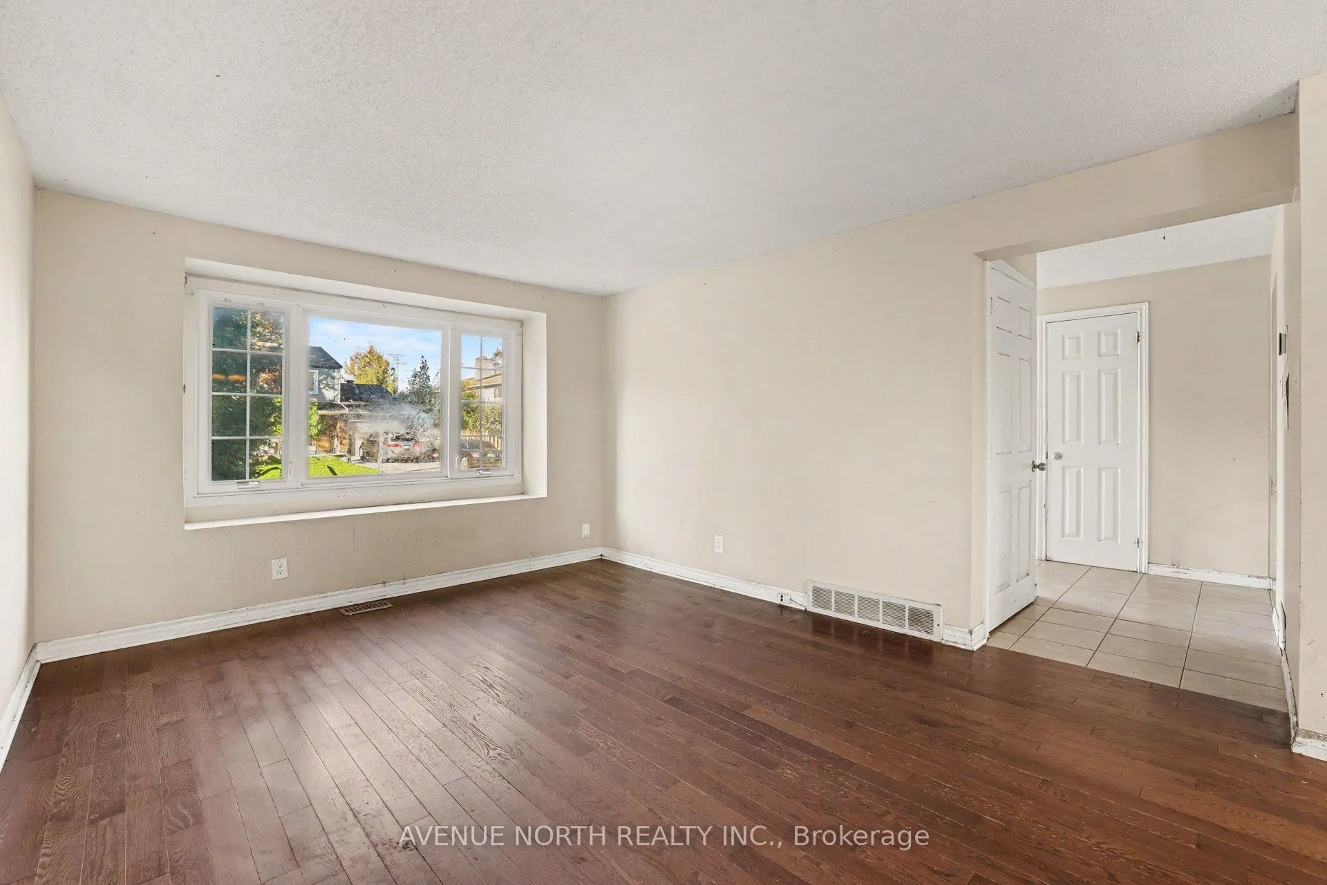 68 Downsview Crescent
