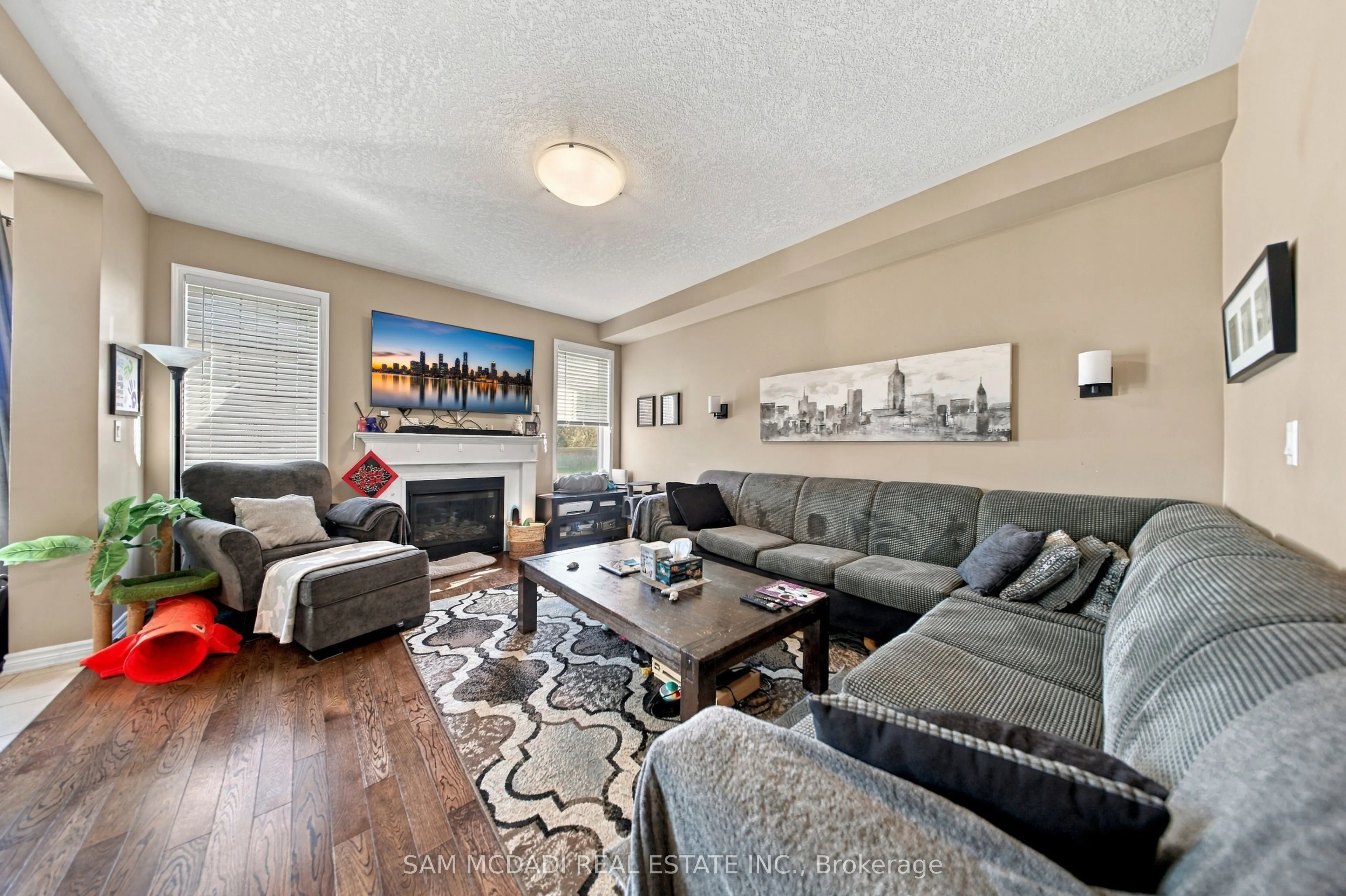8 Celano Drive