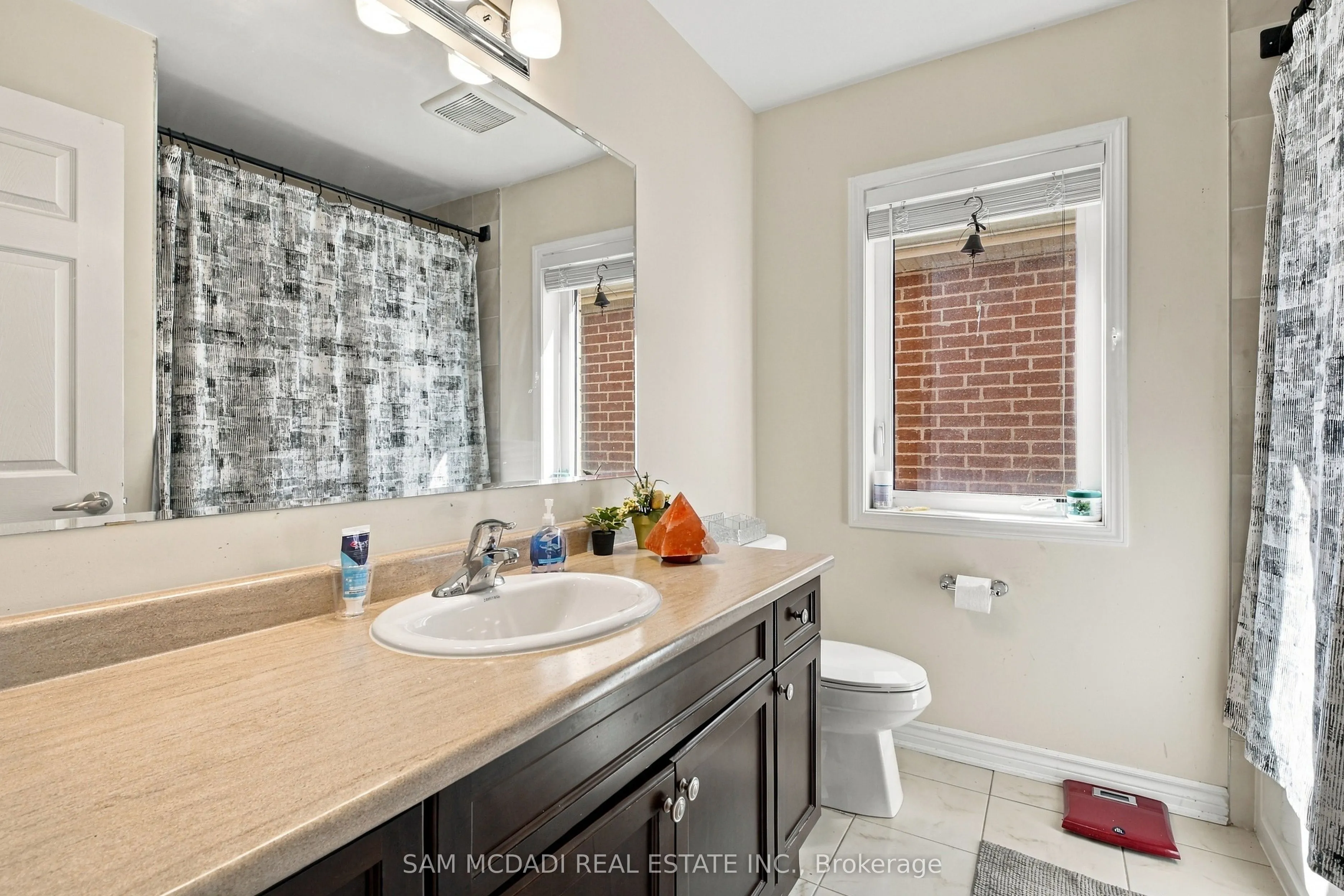 8 Celano Drive