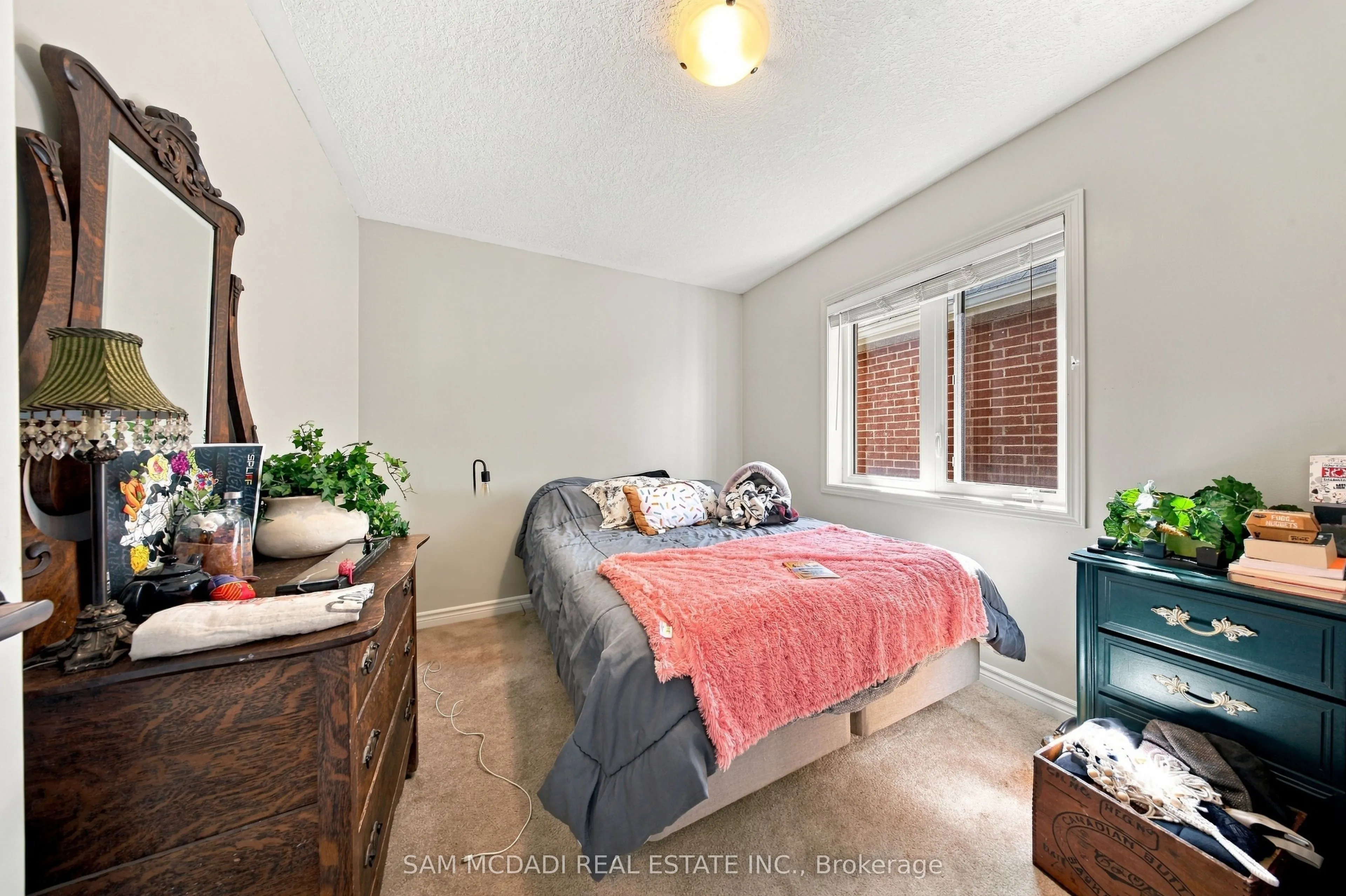 8 Celano Drive