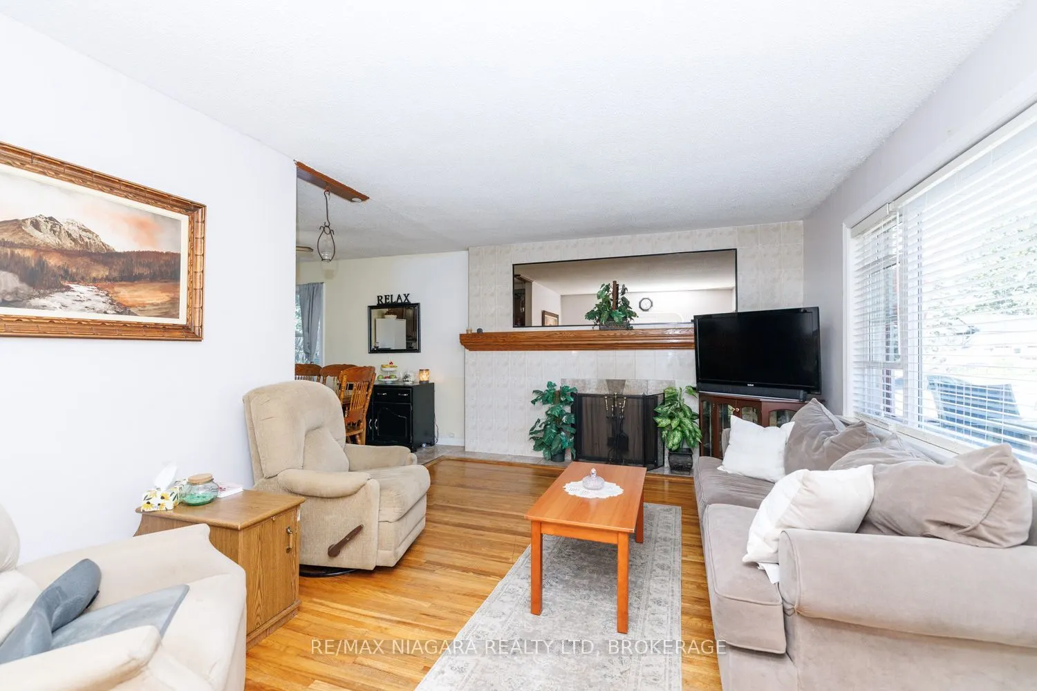 6424 Corwin Crescent