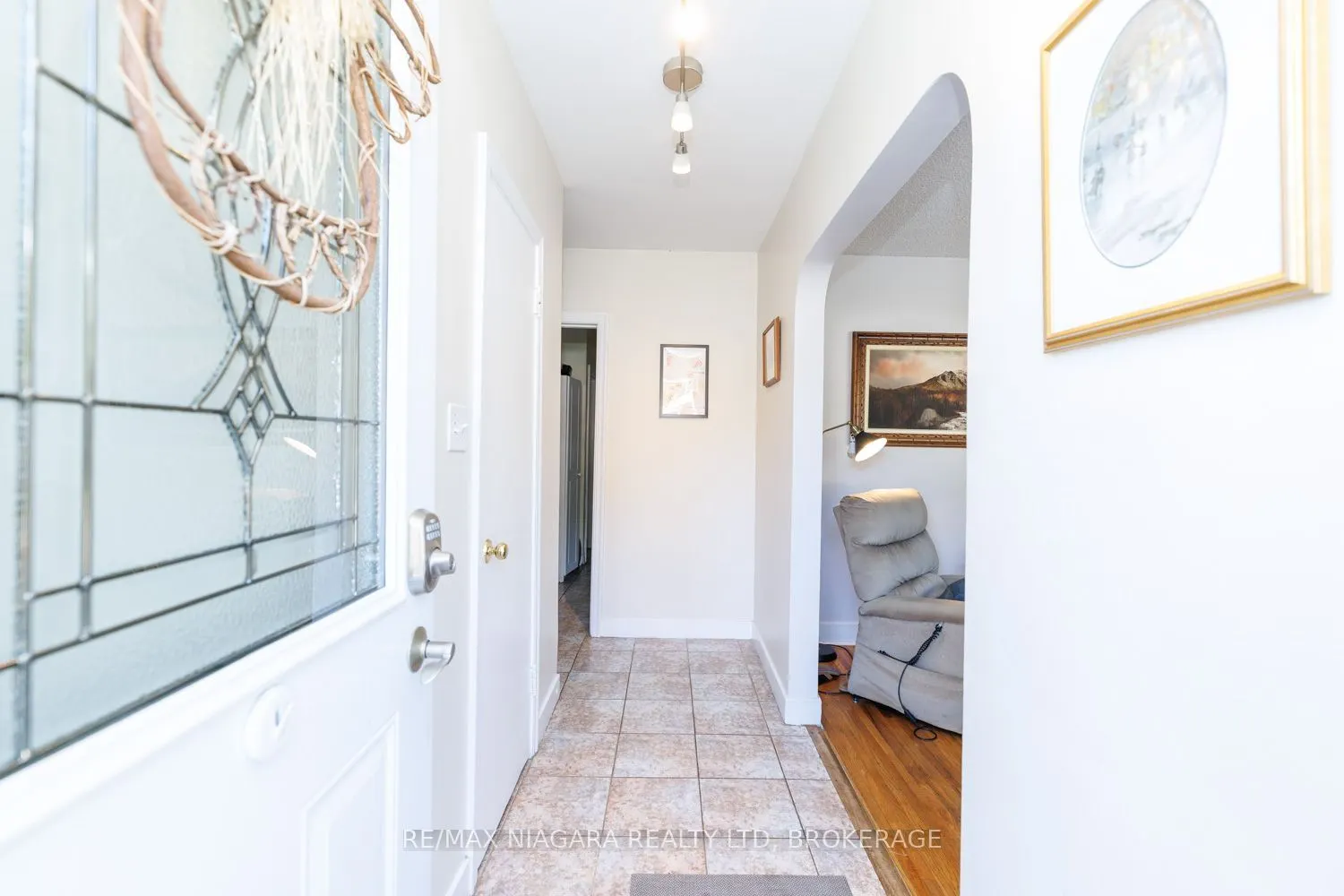 6424 Corwin Crescent