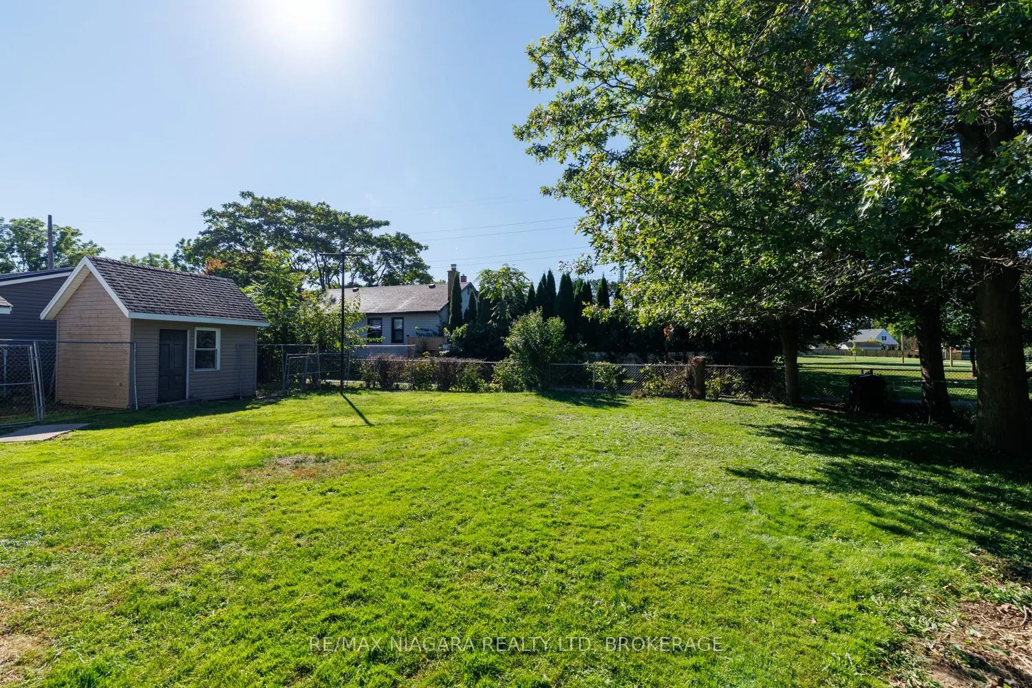 6424 Corwin Crescent