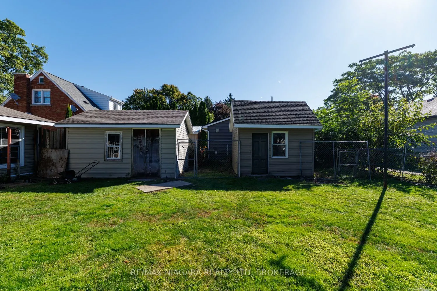 6424 Corwin Crescent